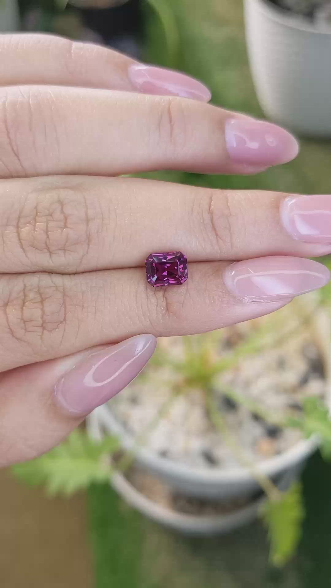 1.97 Ct. Spinel from Ceylon (Sri Lanka) Size Video