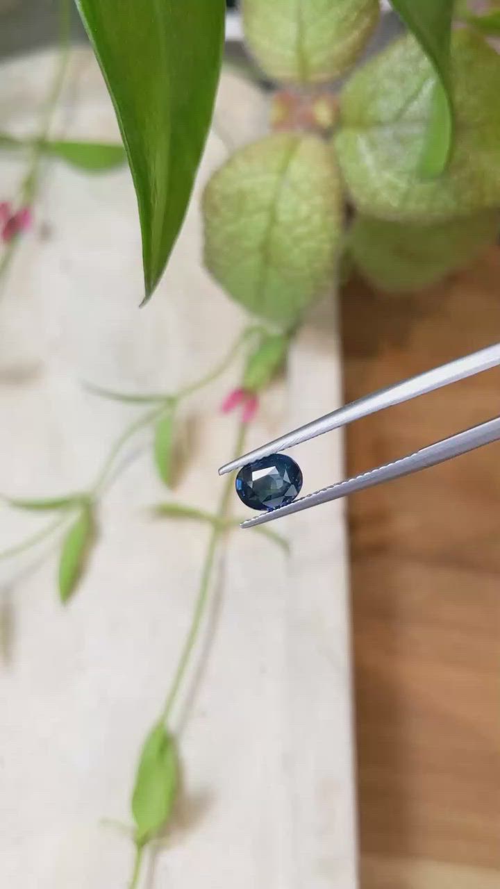 1.74 Ct. Spinel from Ceylon (Sri Lanka) Size Video