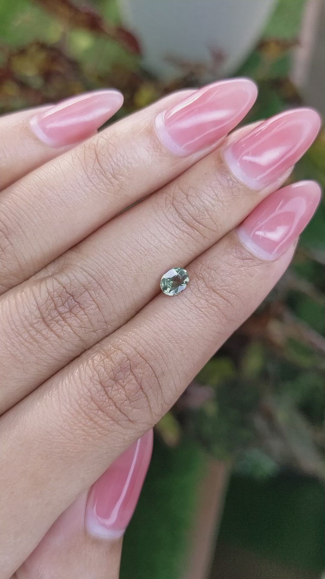 0.46 Ct. Alexandrite from Ceylon (Sri Lanka) Size Video