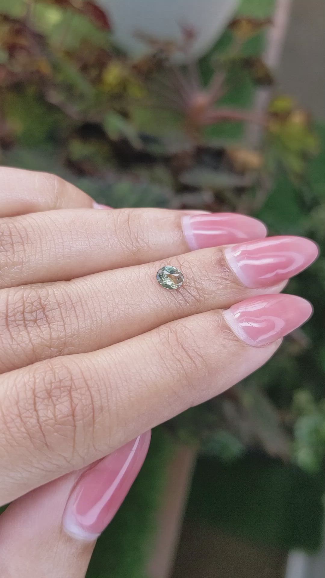 0.32 Ct. Alexandrite from Ceylon (Sri Lanka) Size Video