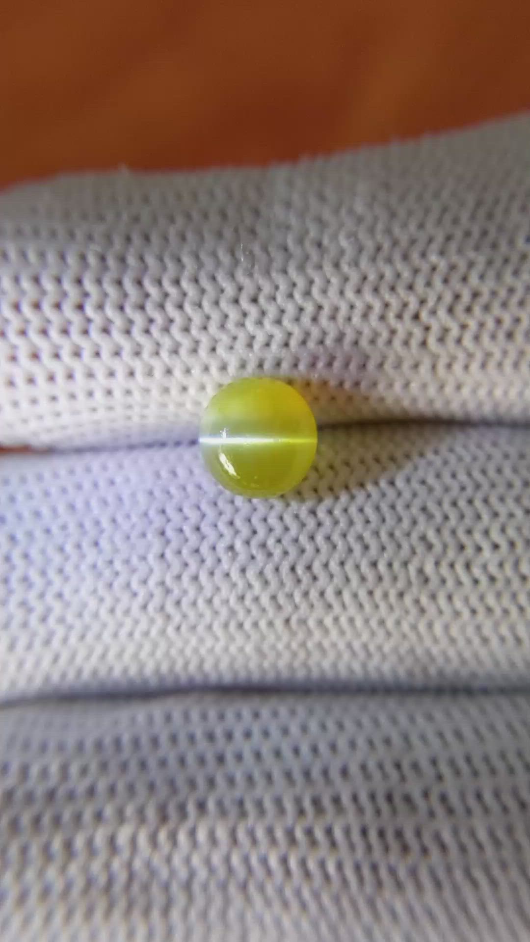 2.53 Ct. Cabochon Chrysoberyl from Ceylon (Sri Lanka) Size Video