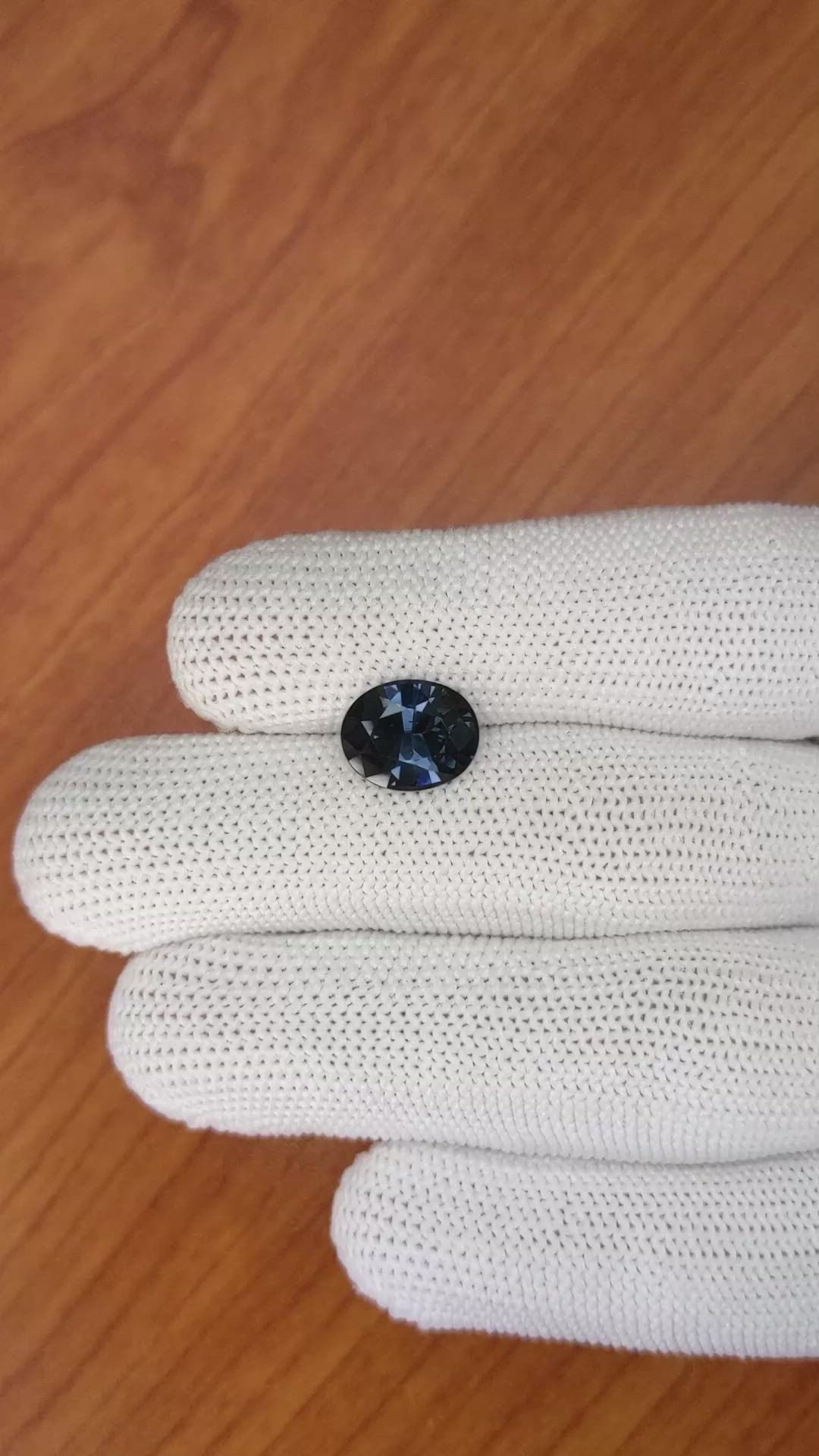 3.19 Ct. Spinel from Ceylon (Sri Lanka) Size Video