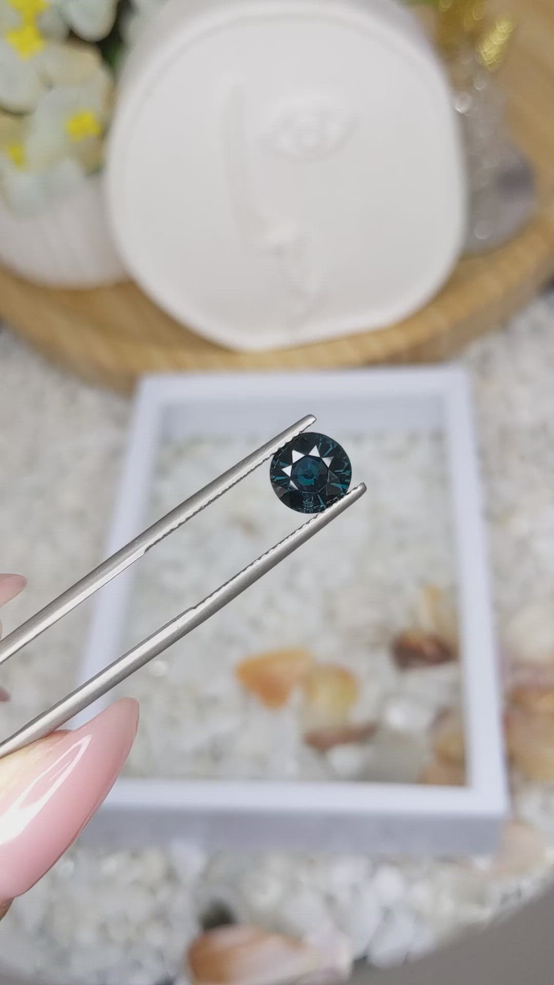 1.91 Ct. Spinel from Ceylon (Sri Lanka) Size Video