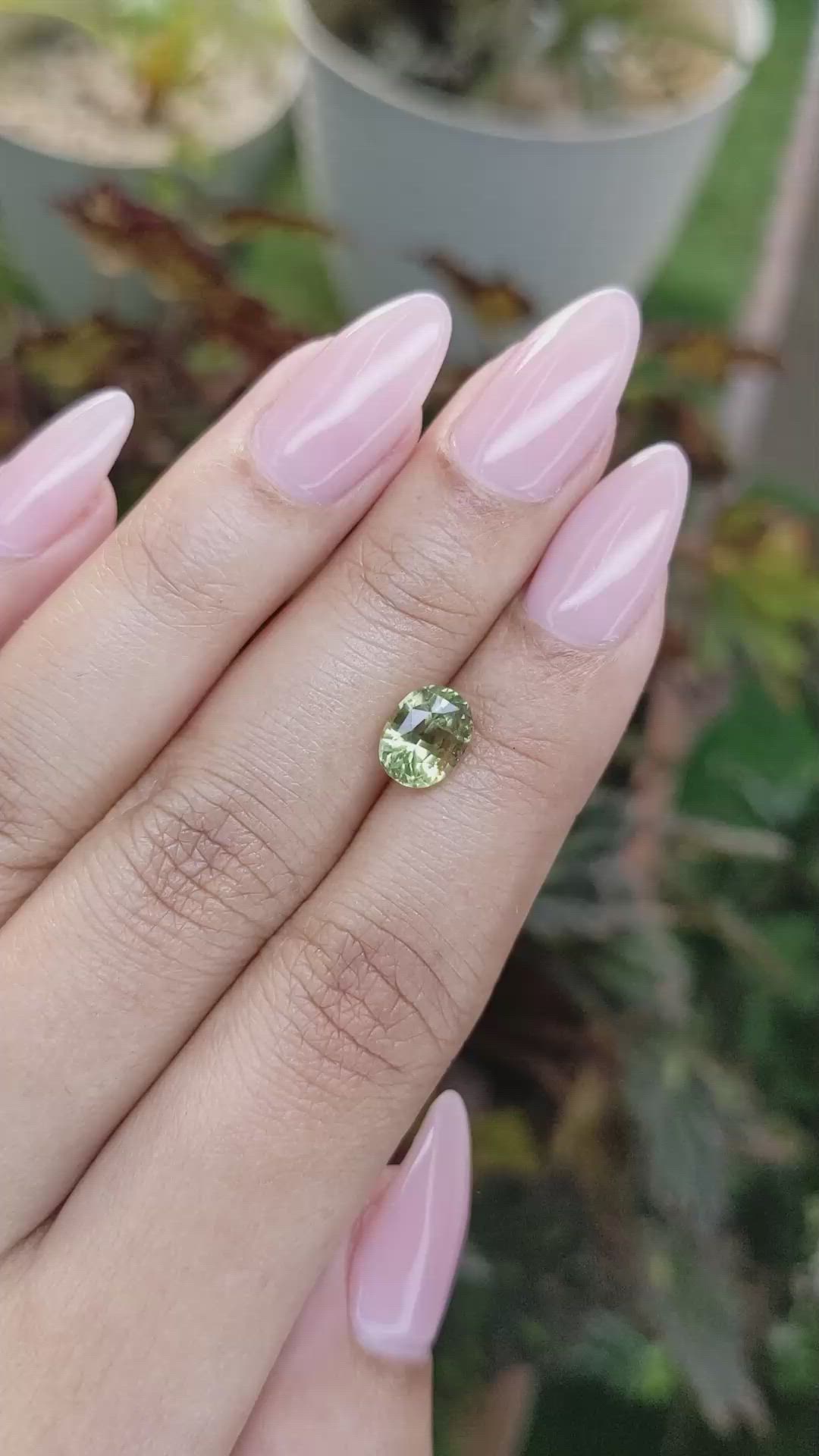 2.01 Ct. Alexandrite from Ceylon (Sri Lanka) Size Video