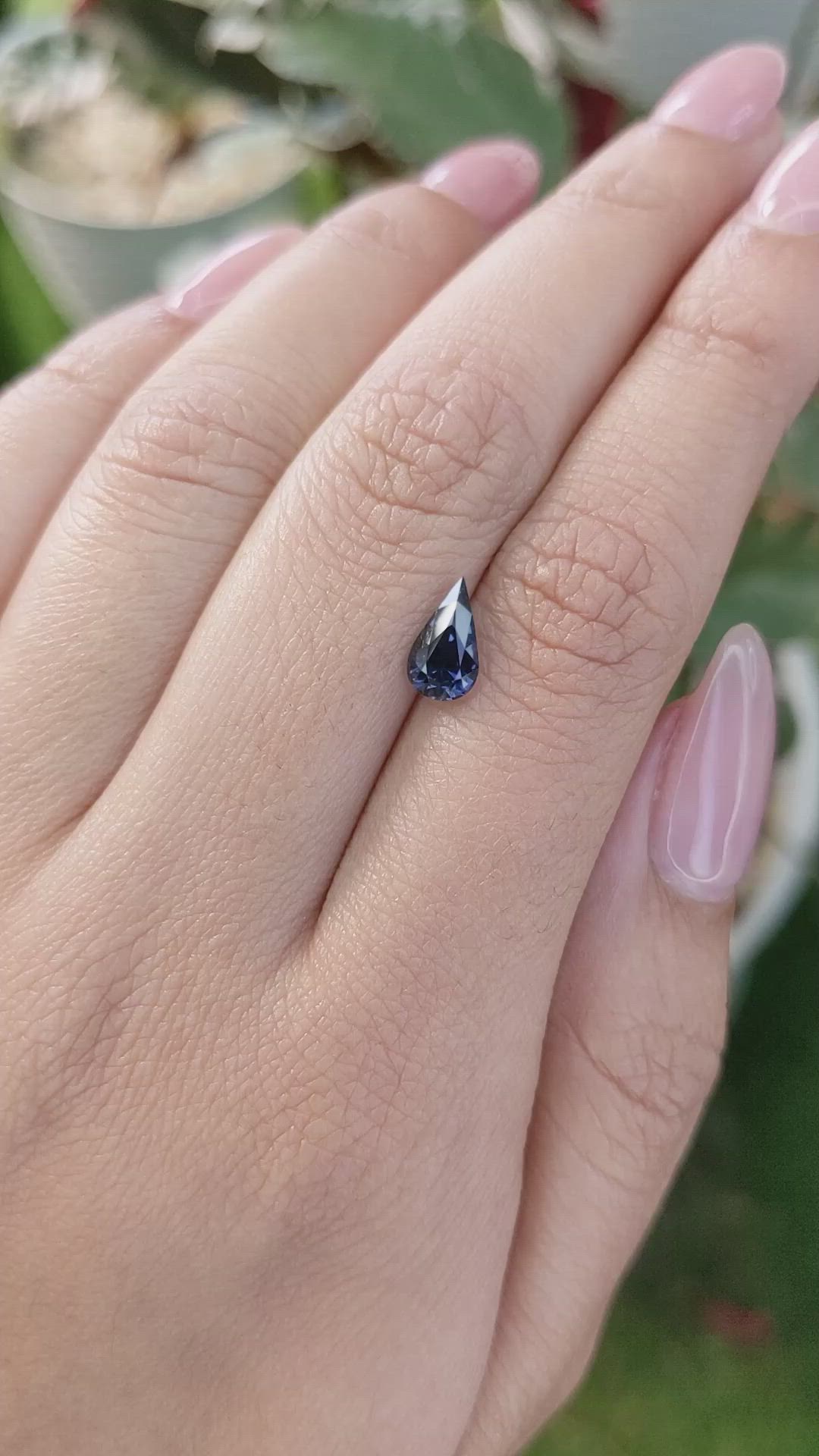 1.18 Ct. Spinel from Ceylon (Sri Lanka) Size Video