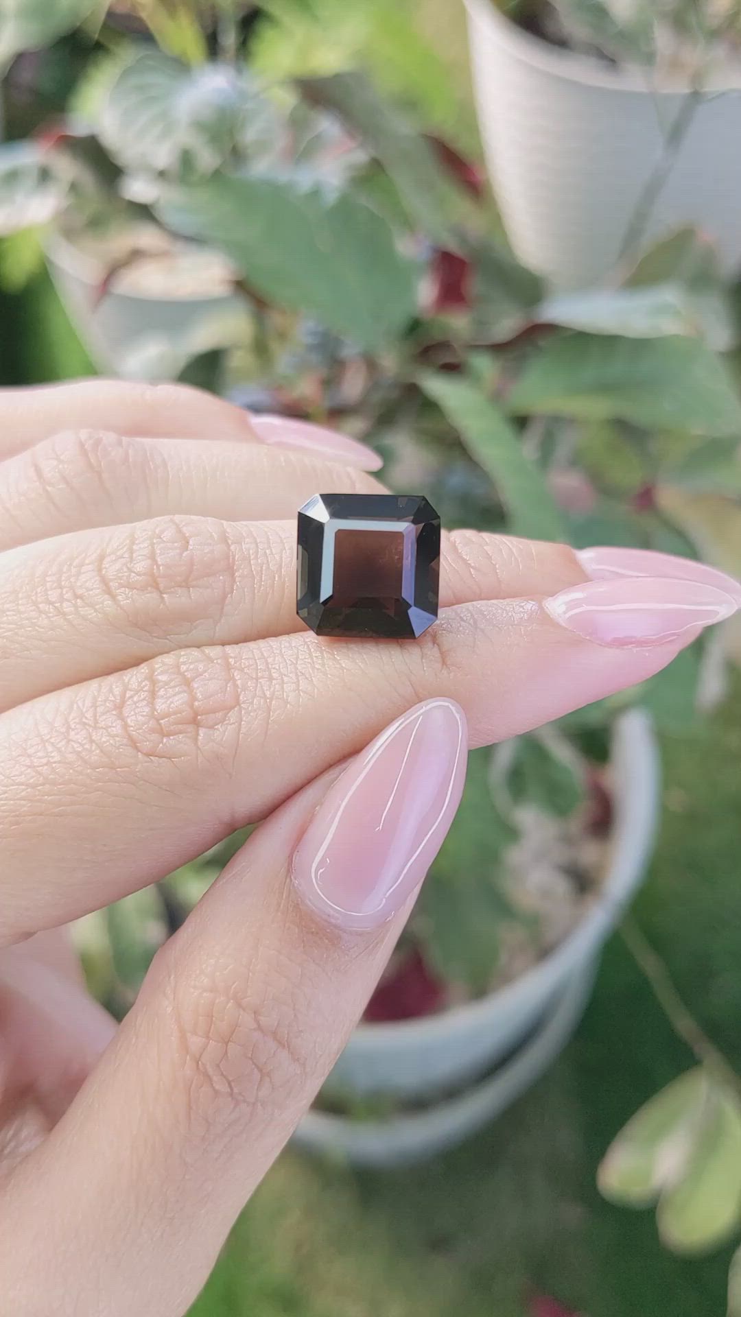 10.24 Ct. Smokey Quartz from Ceylon (Sri Lanka) Size Video