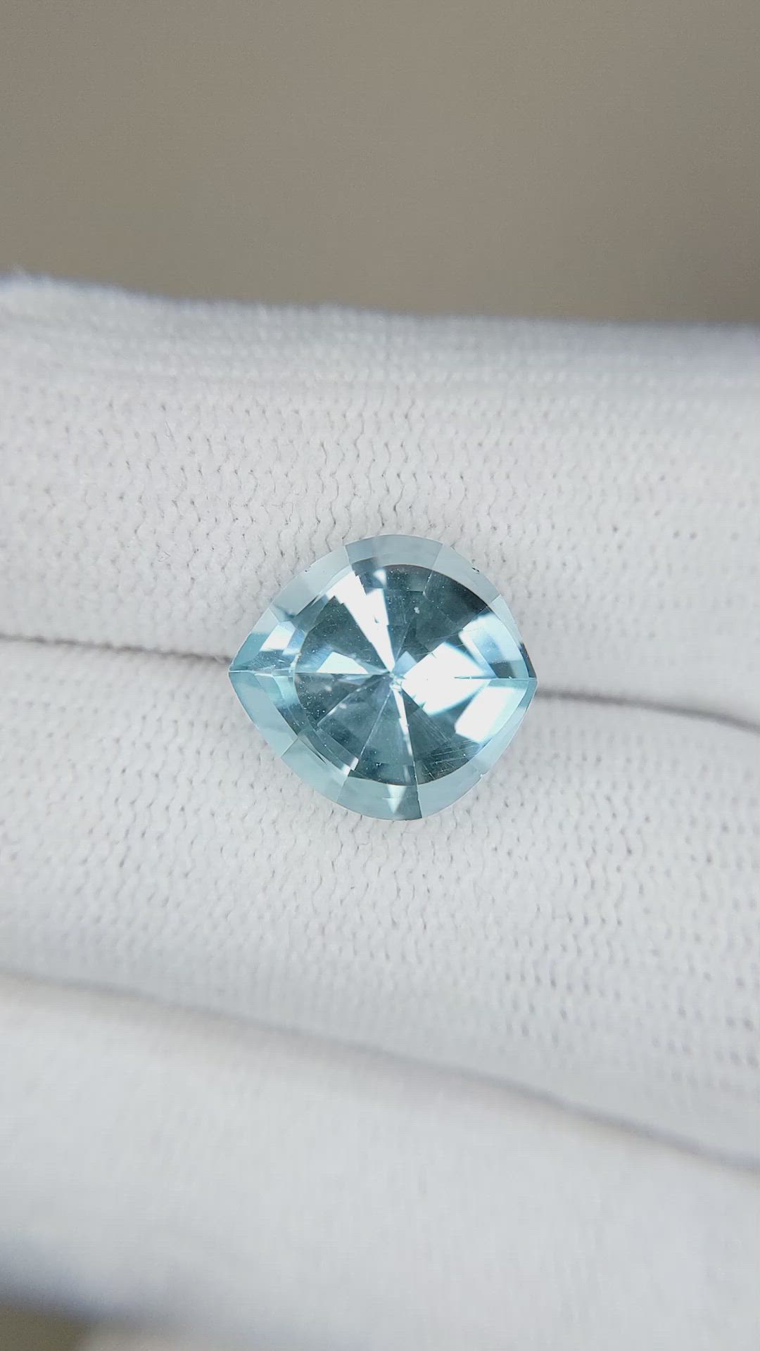 4.73 Ct. Aquamarine from Brazil Size Video