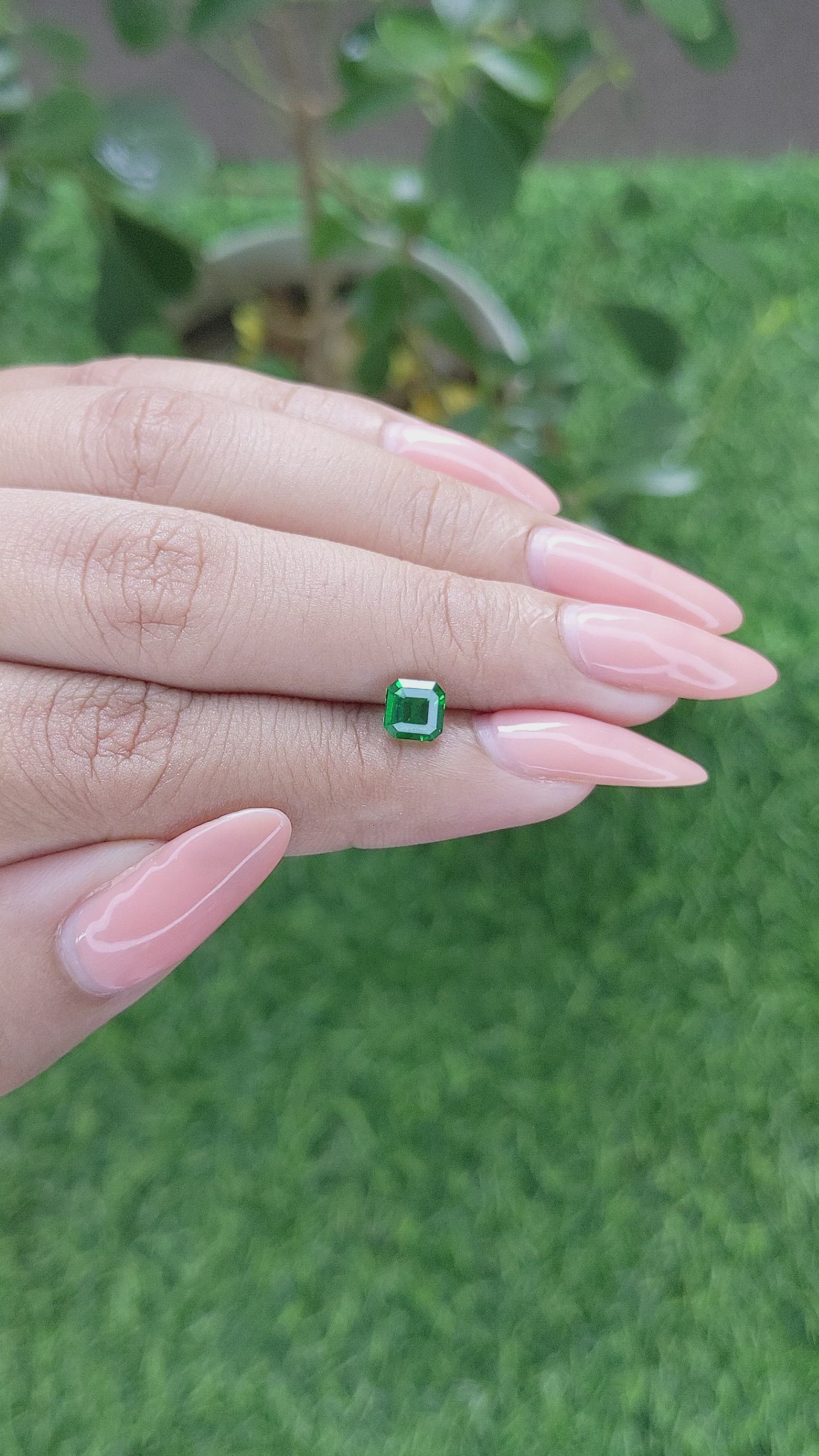 1.02 Ct. Tsavorite Garnet from Tanzania Size Video