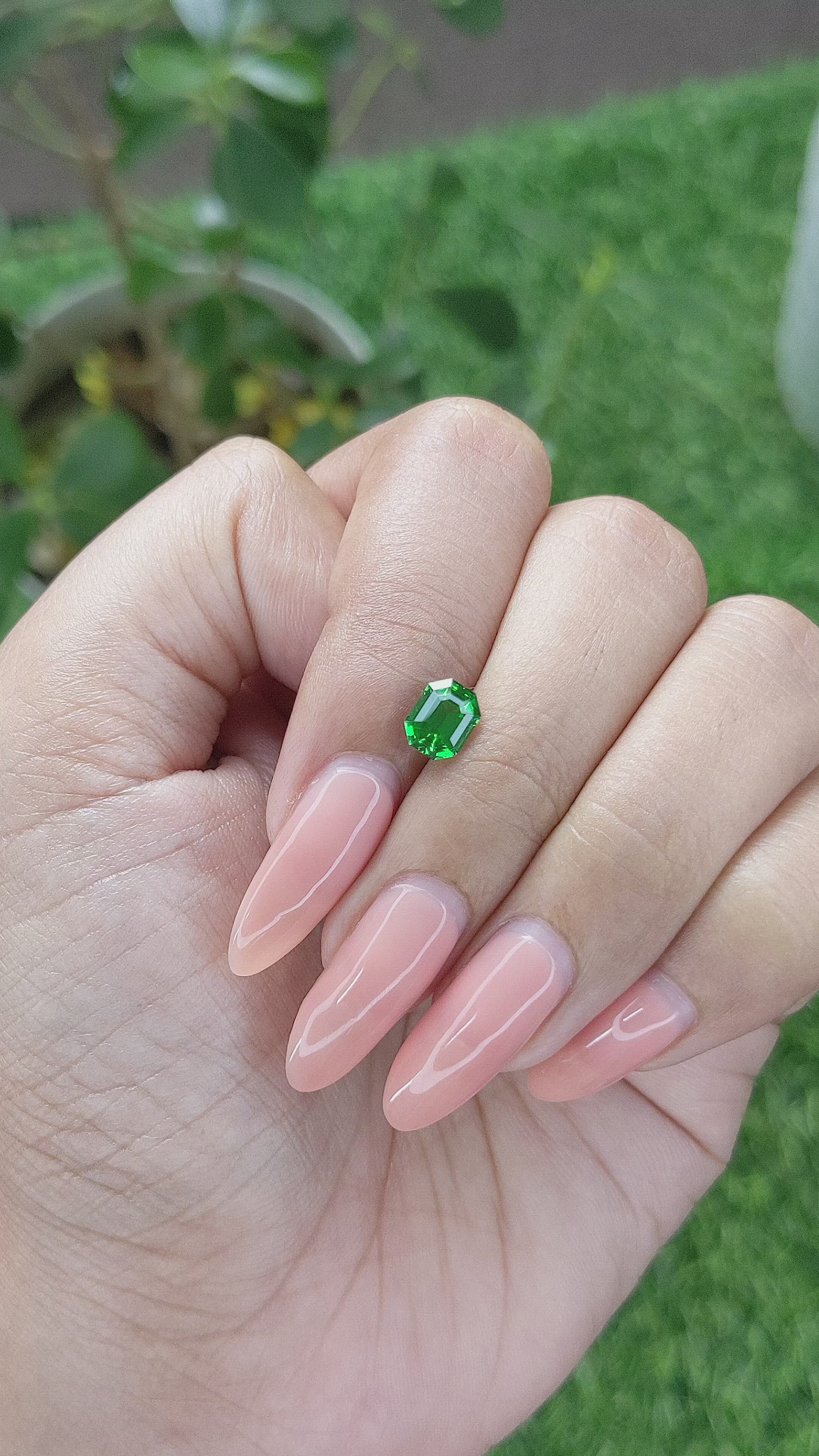 1.05 Ct. Tsavorite Garnet from Tanzania Size Video