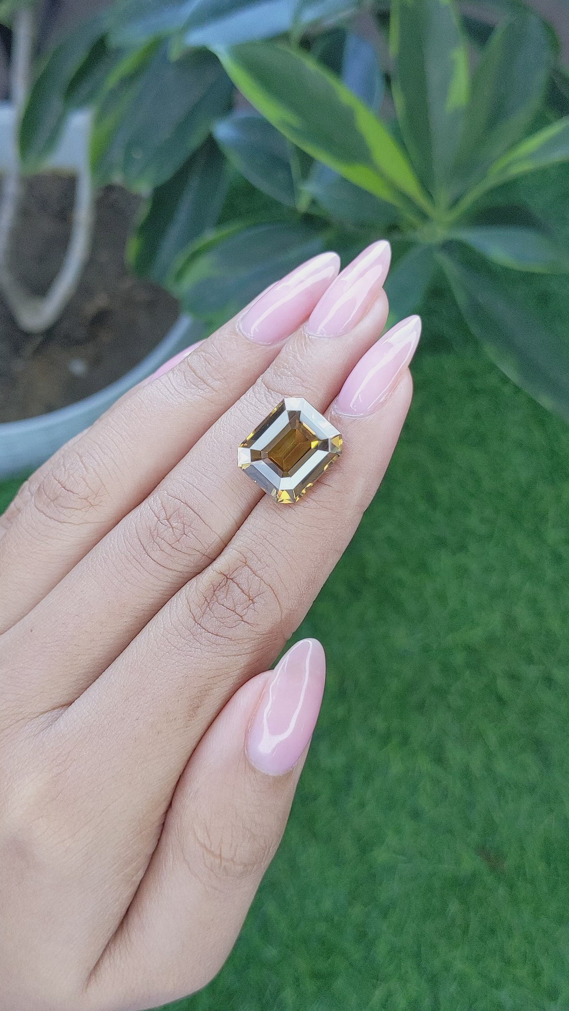 15.46 Ct. Zircon from Tanzania Size Video