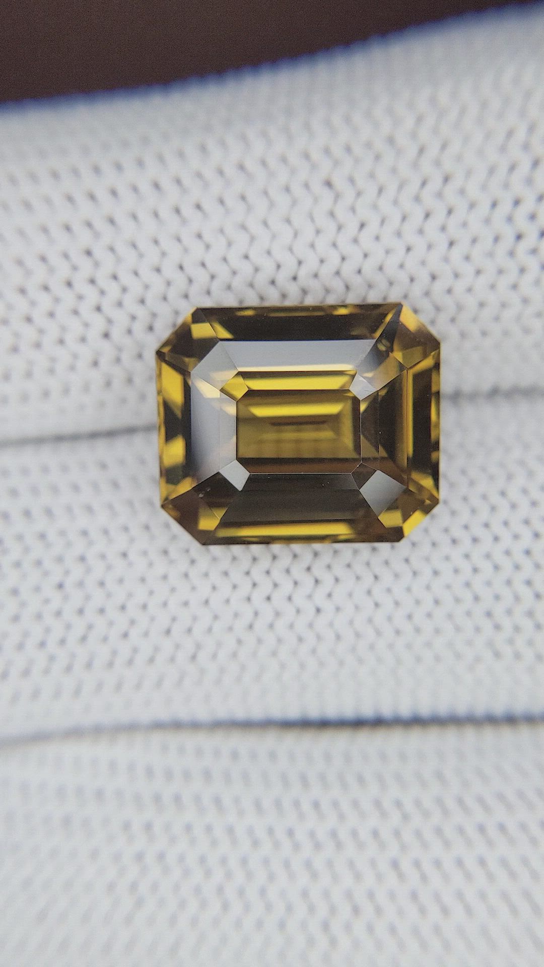 15.46 Ct. Zircon from Tanzania Size Video