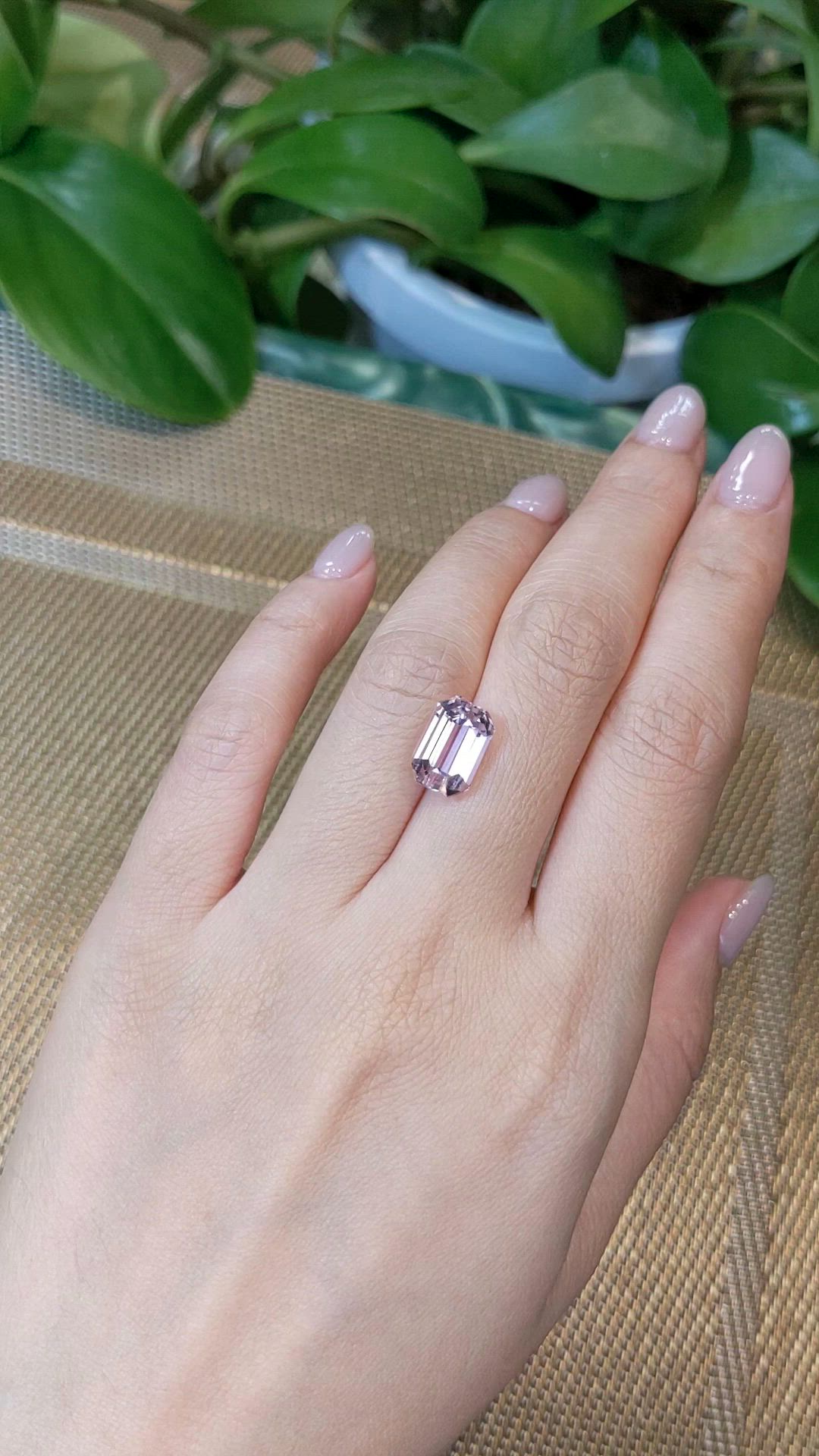 6.48 Ct. Kunzite from Afghanistan Size Video