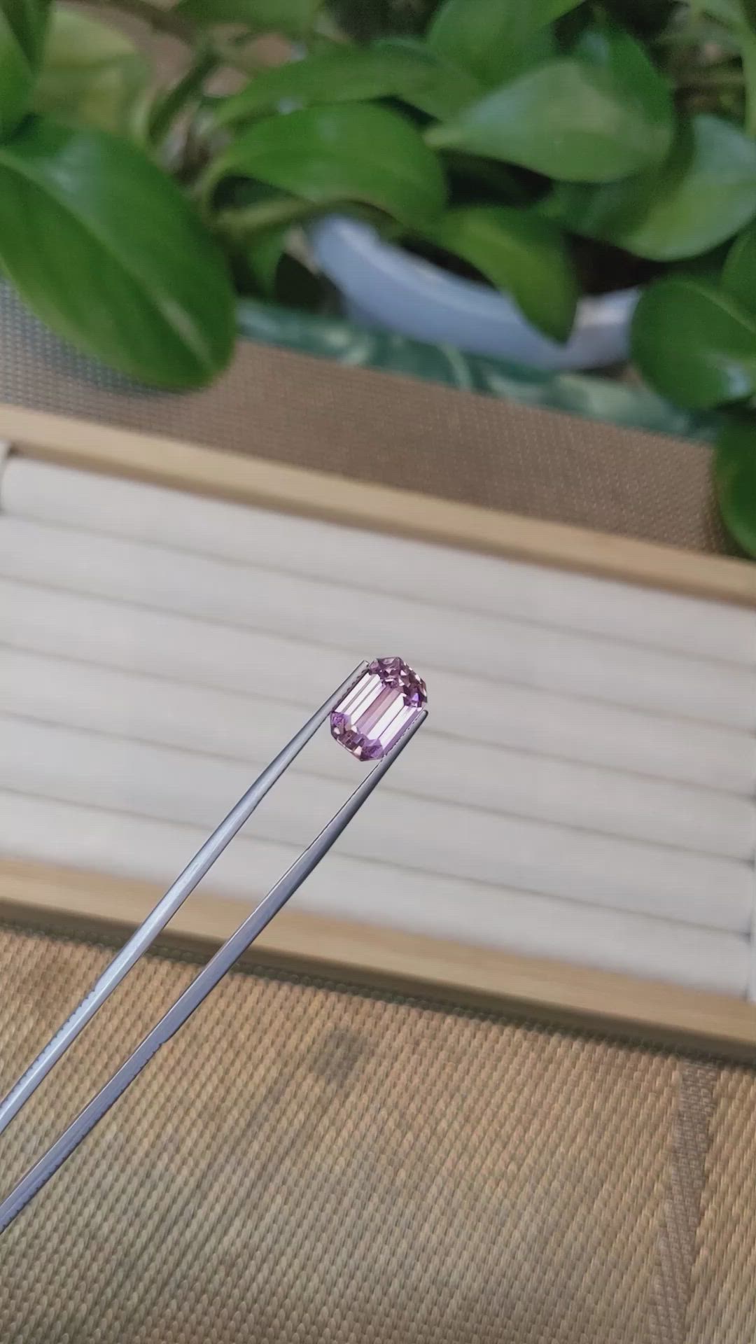6.48 Ct. Kunzite from Afghanistan Size Video