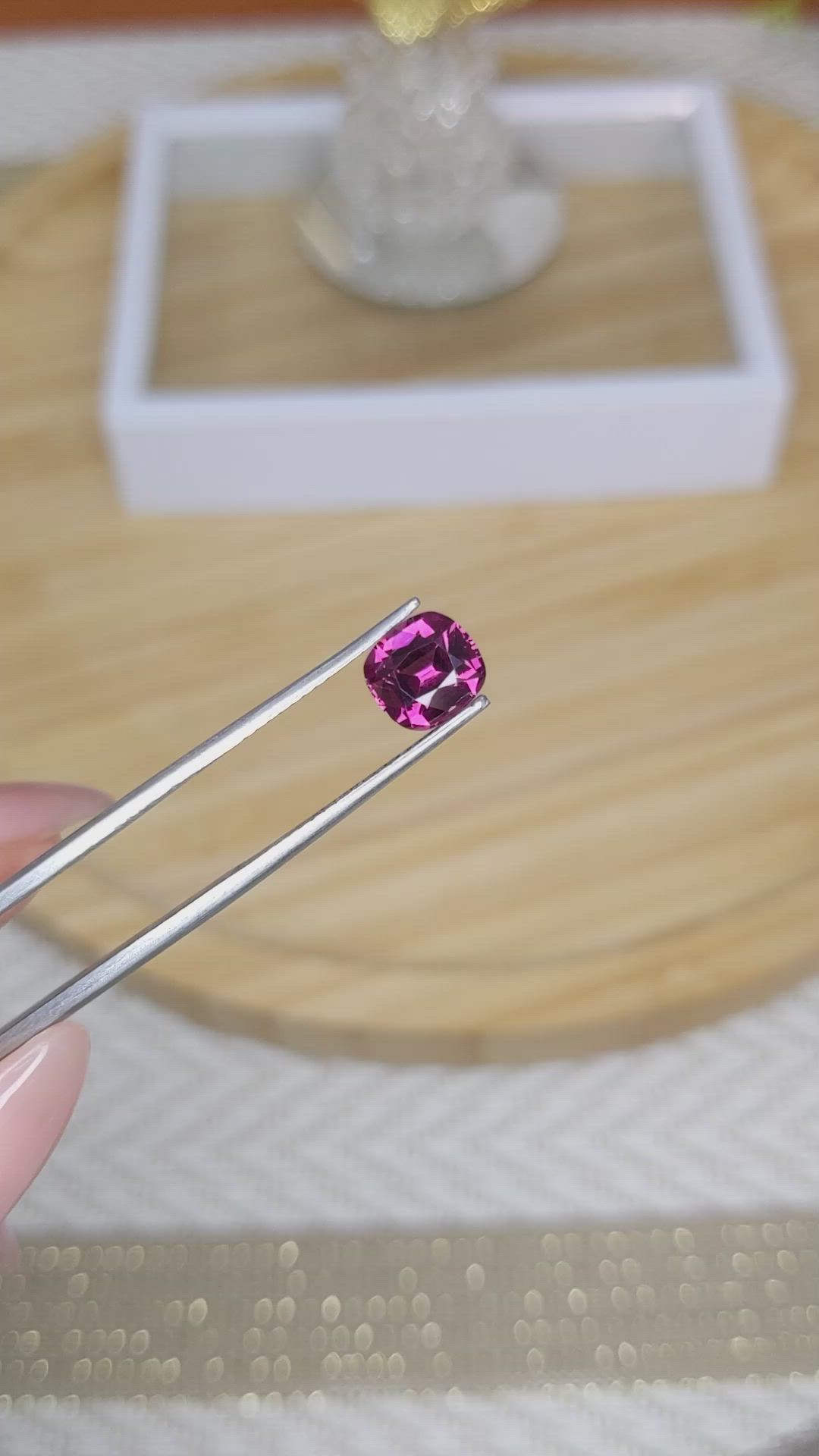1.90 Ct. Rhodolite Garnet from Ceylon (Sri Lanka) Size Video