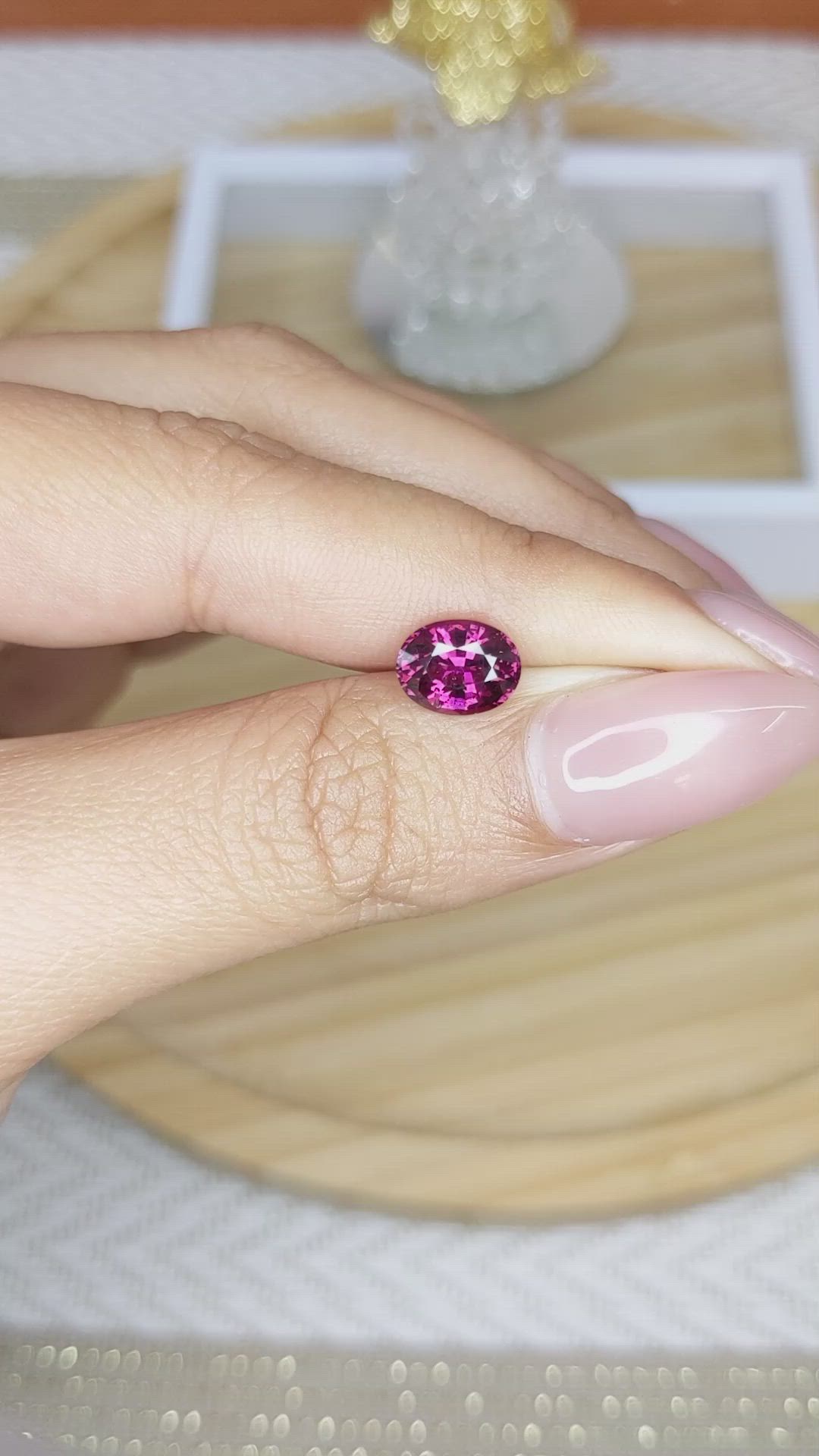 2.00 Ct. Rhodolite Garnet from Ceylon (Sri Lanka) Size Video