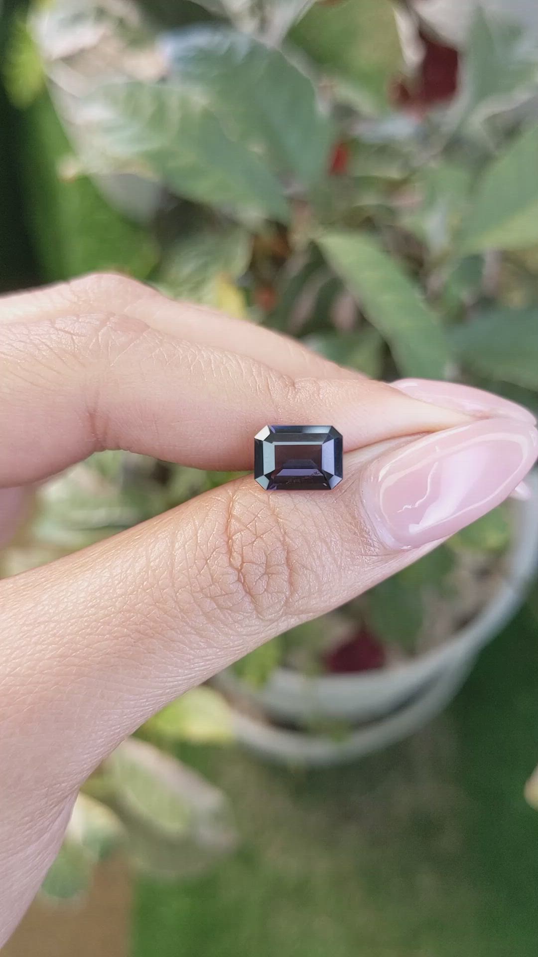 2.24 Ct. Spinel from Ceylon (Sri Lanka) Size Video