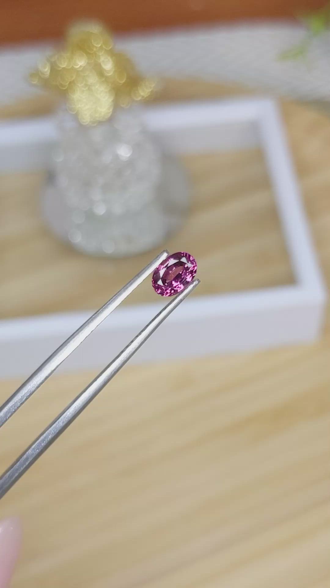 0.77 Ct. Spinel from Ceylon (Sri Lanka) Size Video