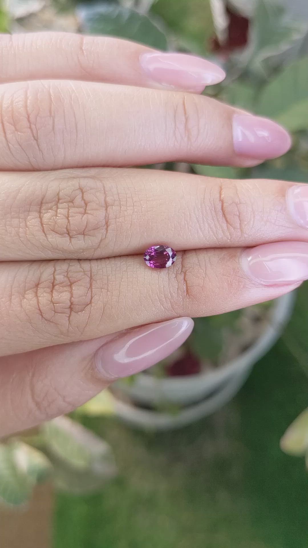 0.77 Ct. Spinel from Ceylon (Sri Lanka) Size Video