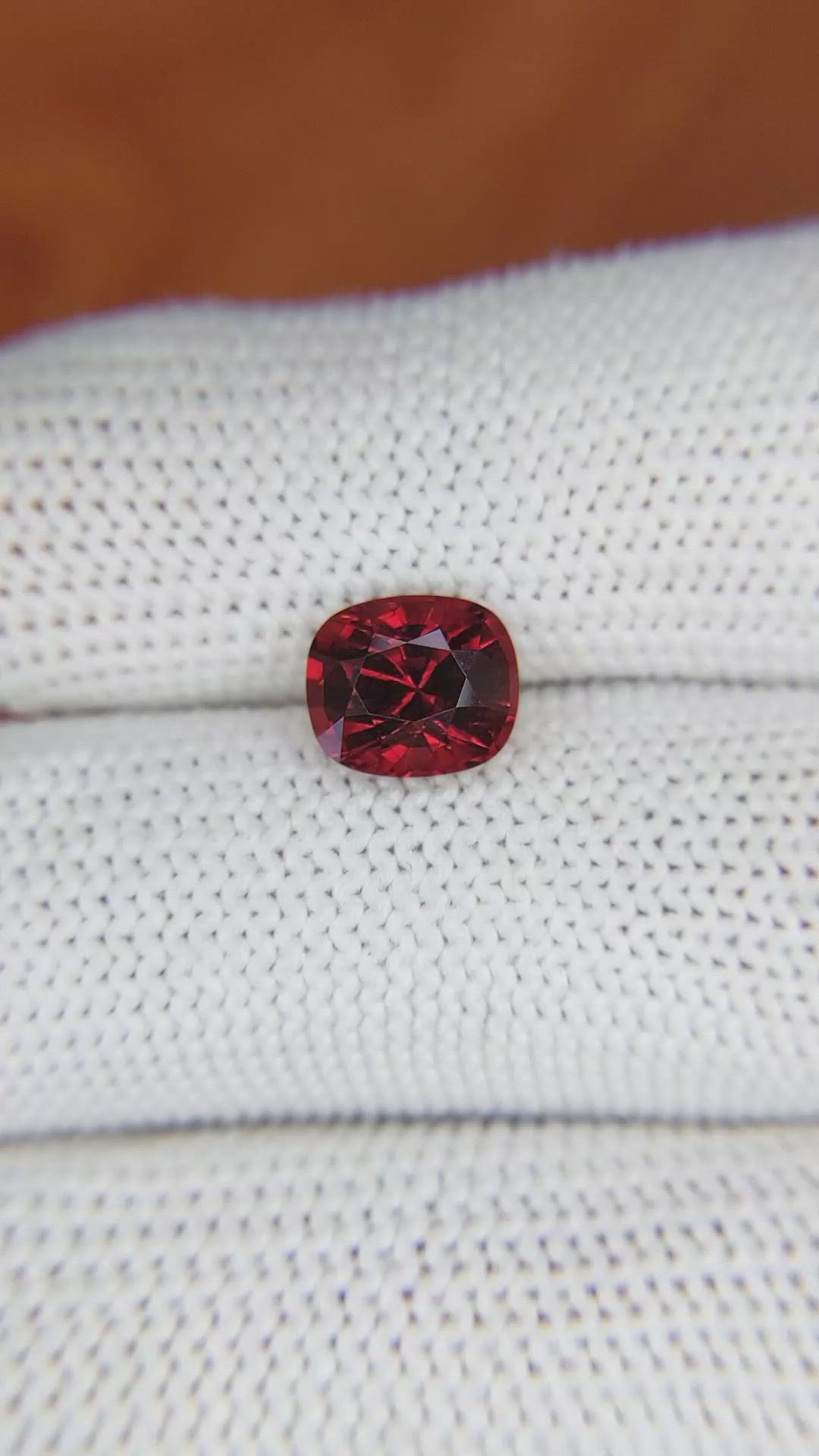 2.52 Ct. Garnet from Ceylon (Sri Lanka) Size Video