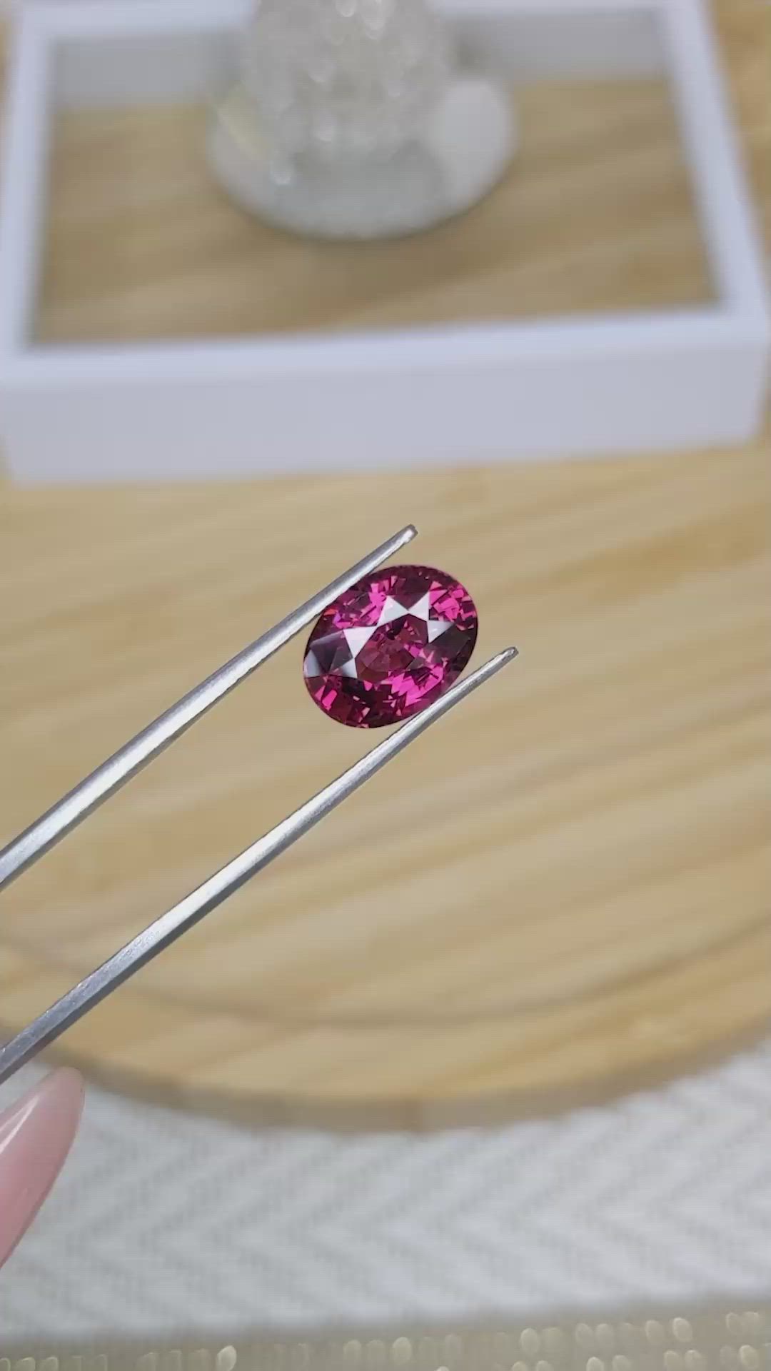5.27 Ct. Garnet from Ceylon (Sri Lanka) Size Video