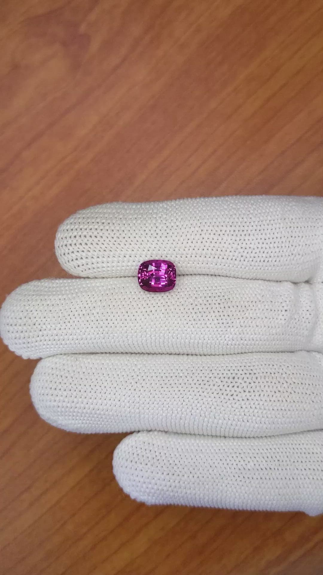 2.88 Ct. Garnet from Ceylon (Sri Lanka) Size Video