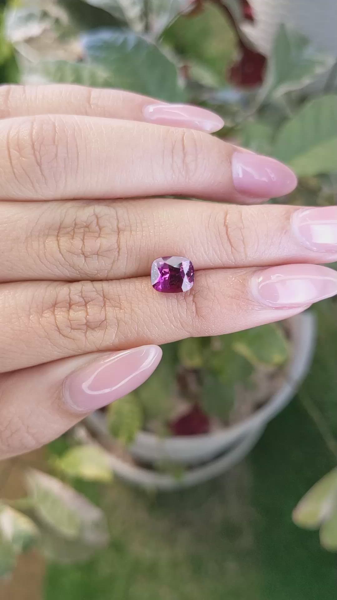 2.88 Ct. Garnet from Ceylon (Sri Lanka) Size Video