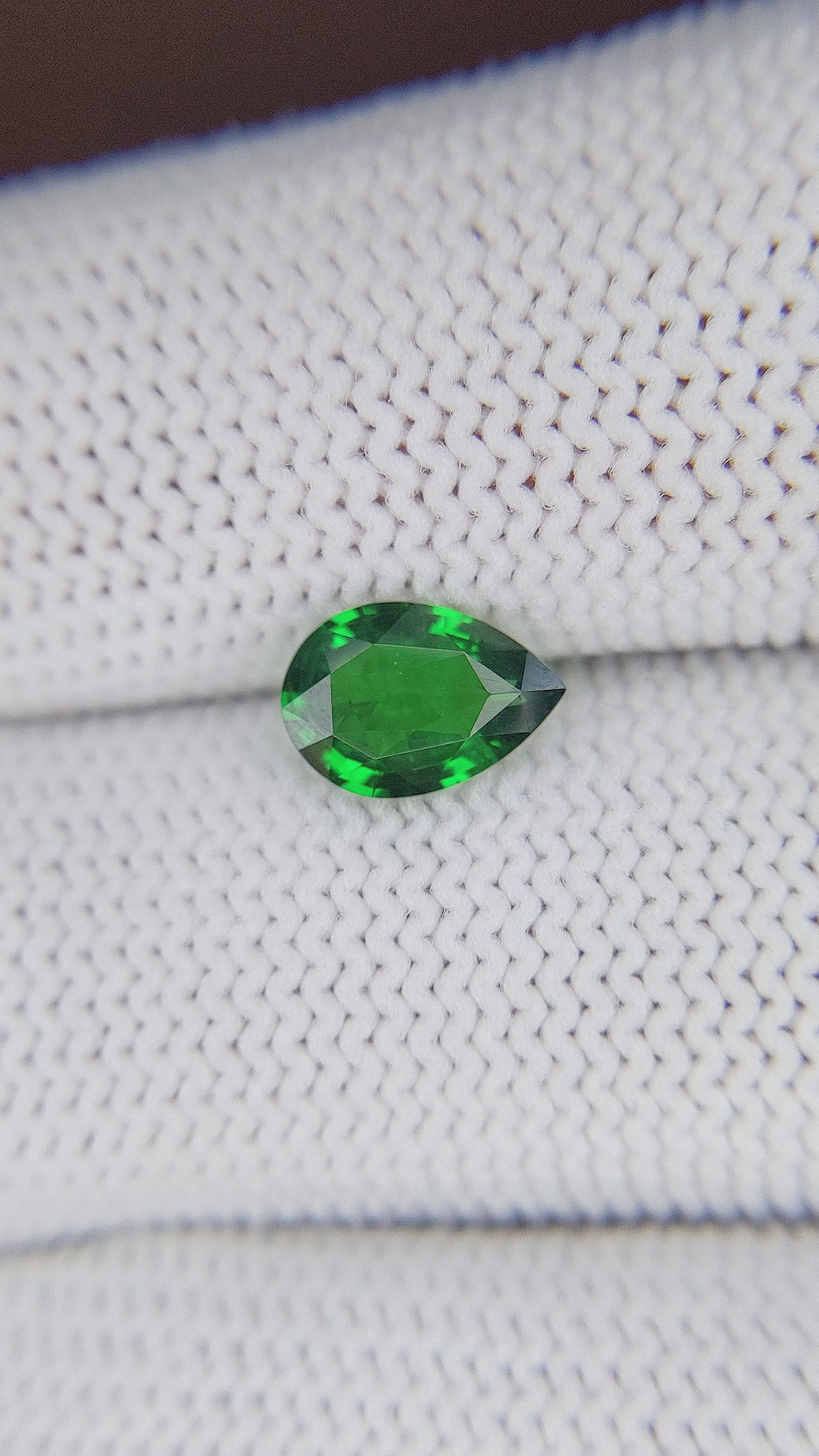 1.15 Ct. Tsavorite Garnet from Tanzania Size Video