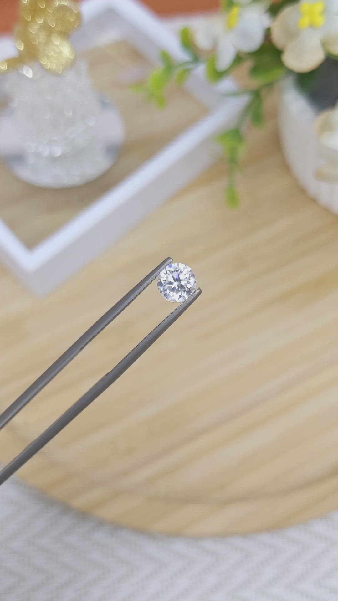 1.26 Ct. Zircon from Ceylon (Sri Lanka) Size Video