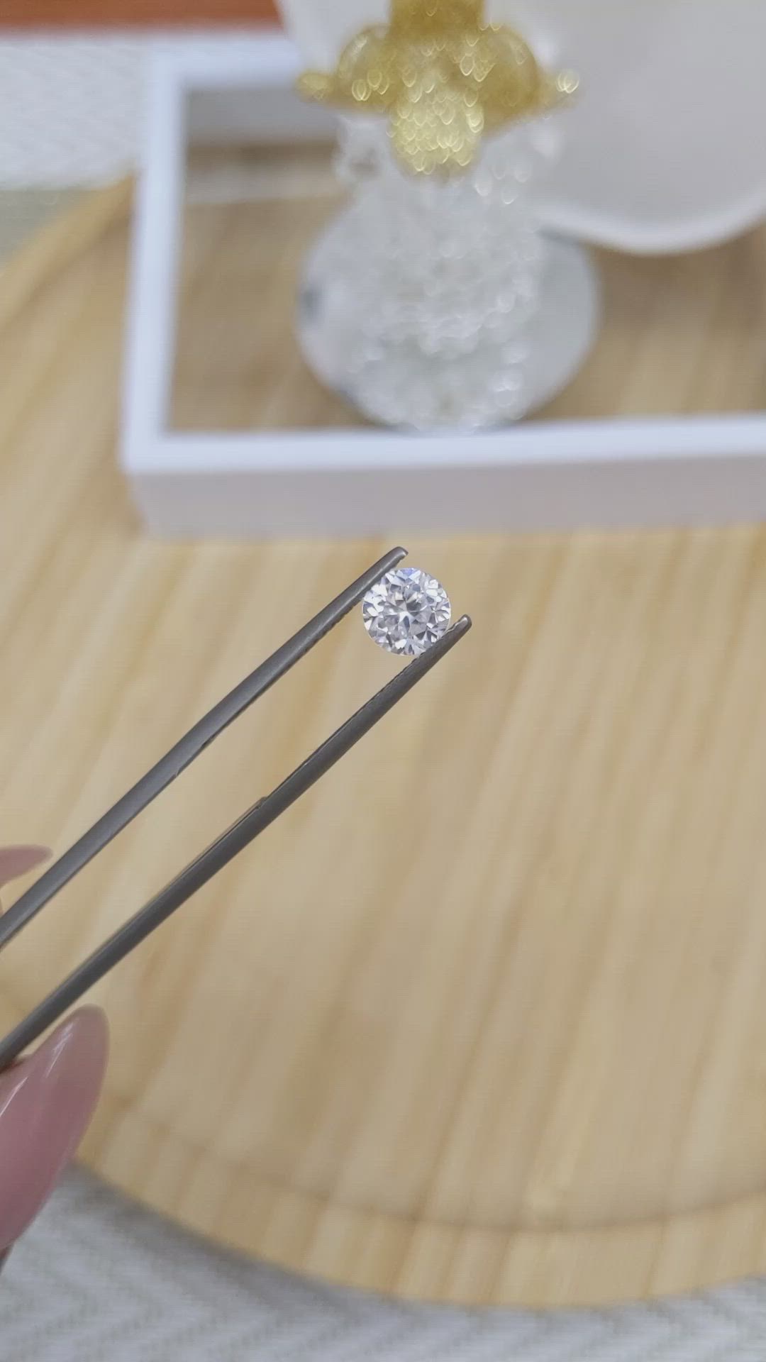 1.26 Ct. Zircon from Ceylon (Sri Lanka) Size Video