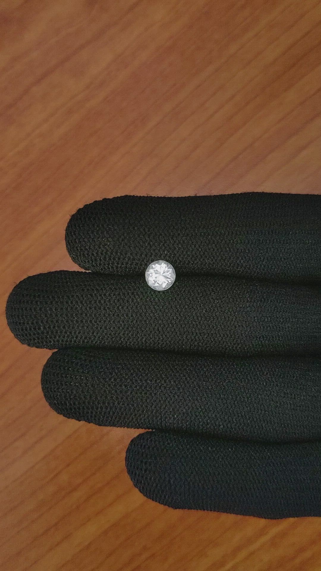 1.12 Ct. Zircon from Ceylon (Sri Lanka) Size Video