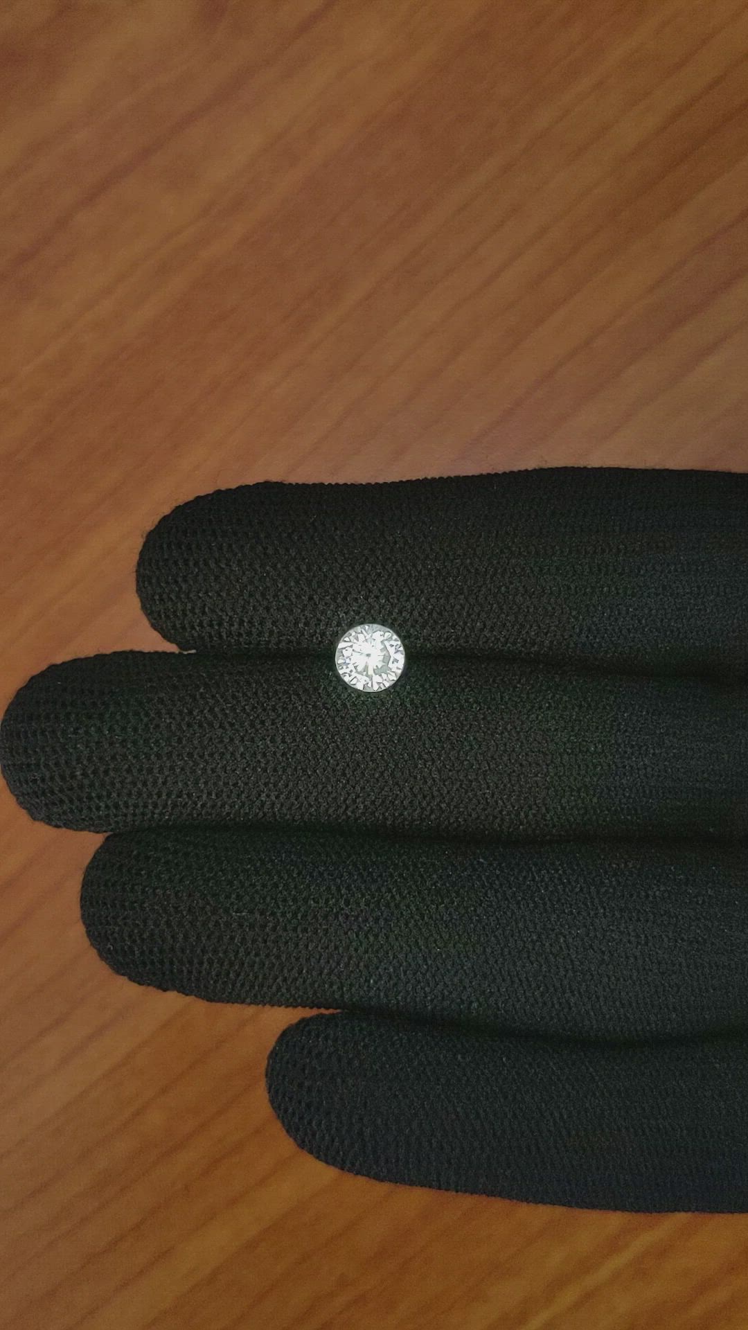 1.24 Ct. Zircon from Ceylon (Sri Lanka) Size Video