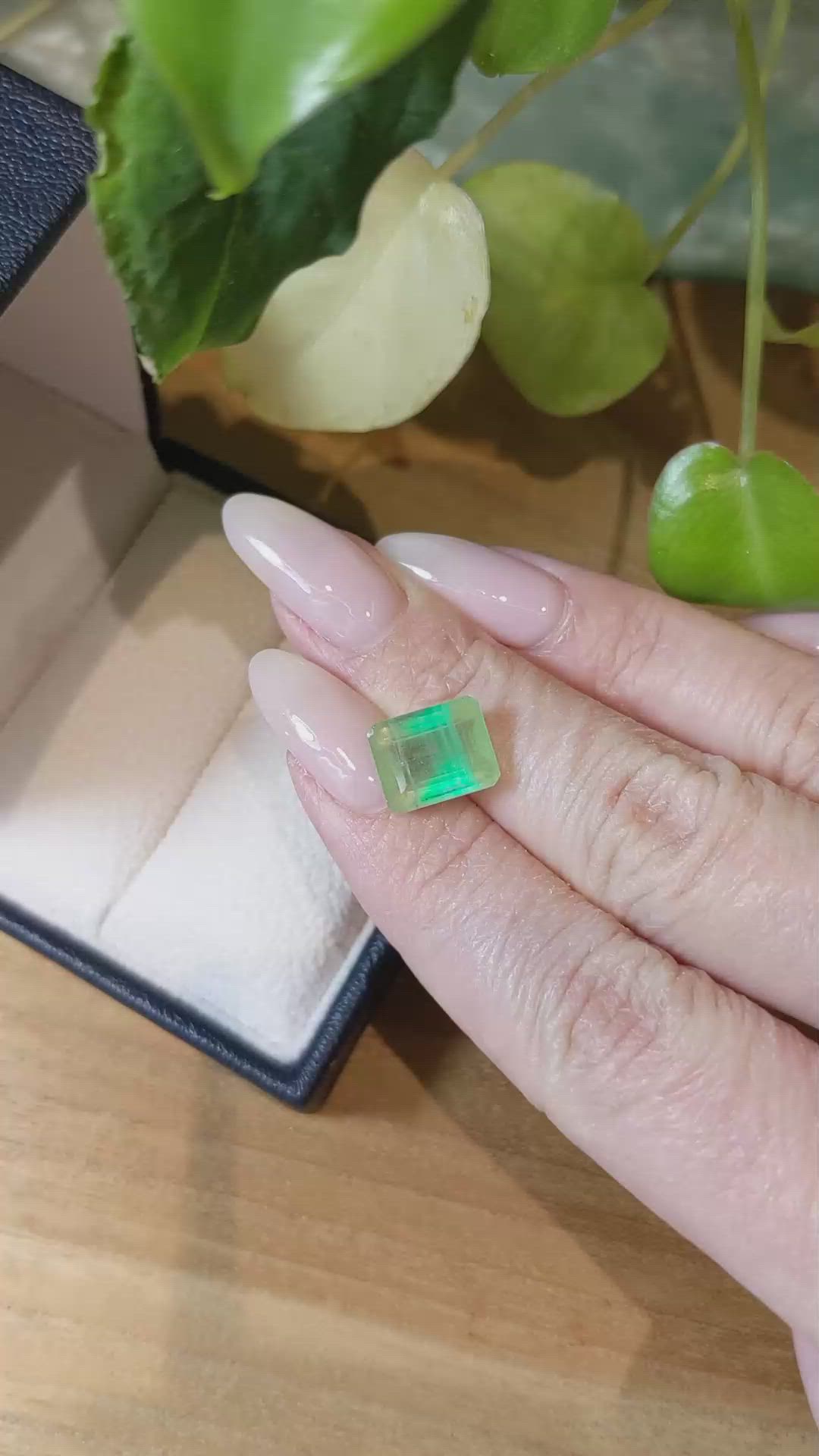5.77 Ct. Fluorite from China Size Video