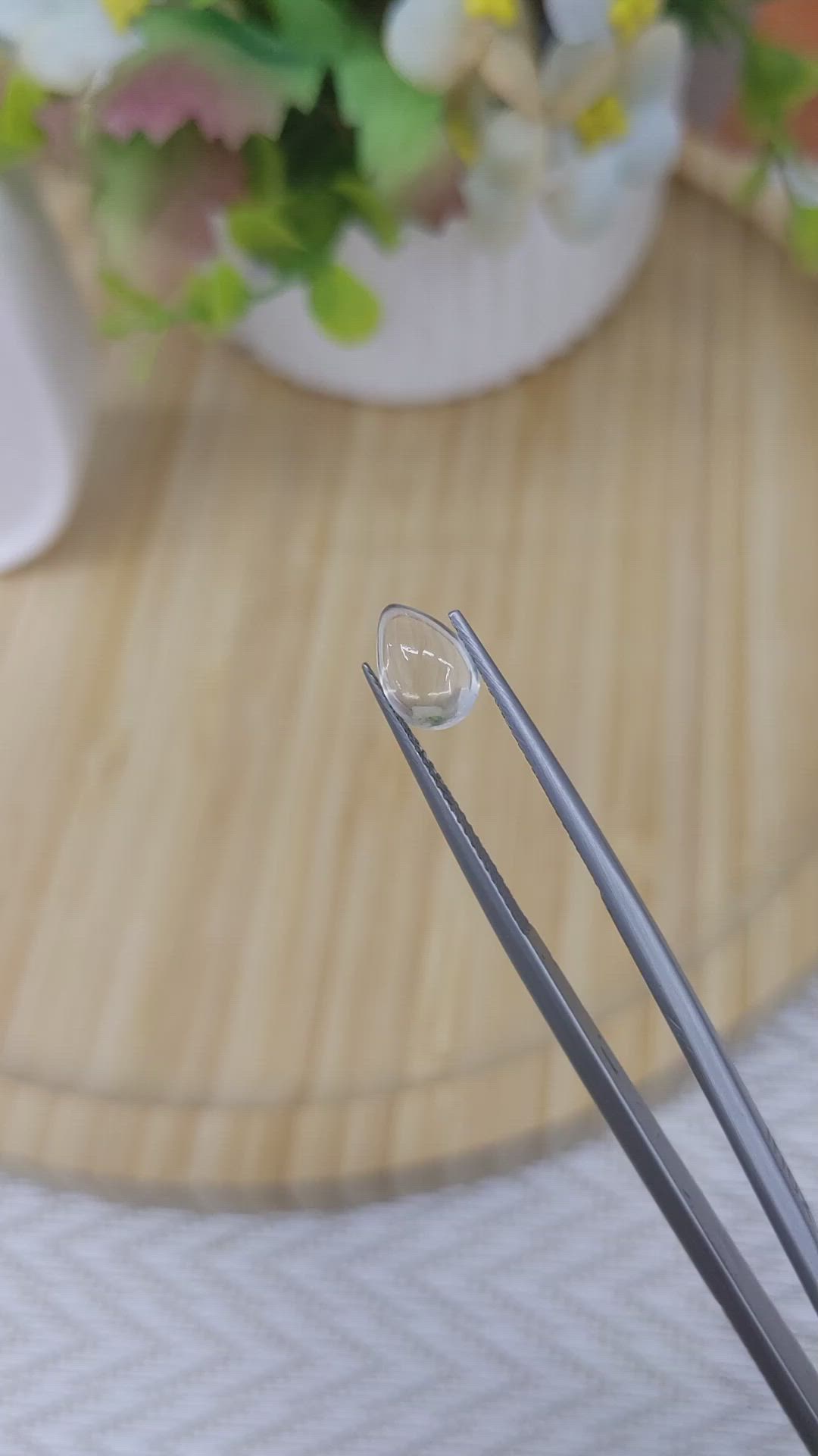 1.63 Ct. Cabochon Moonstone from Ceylon (Sri Lanka) Size Video