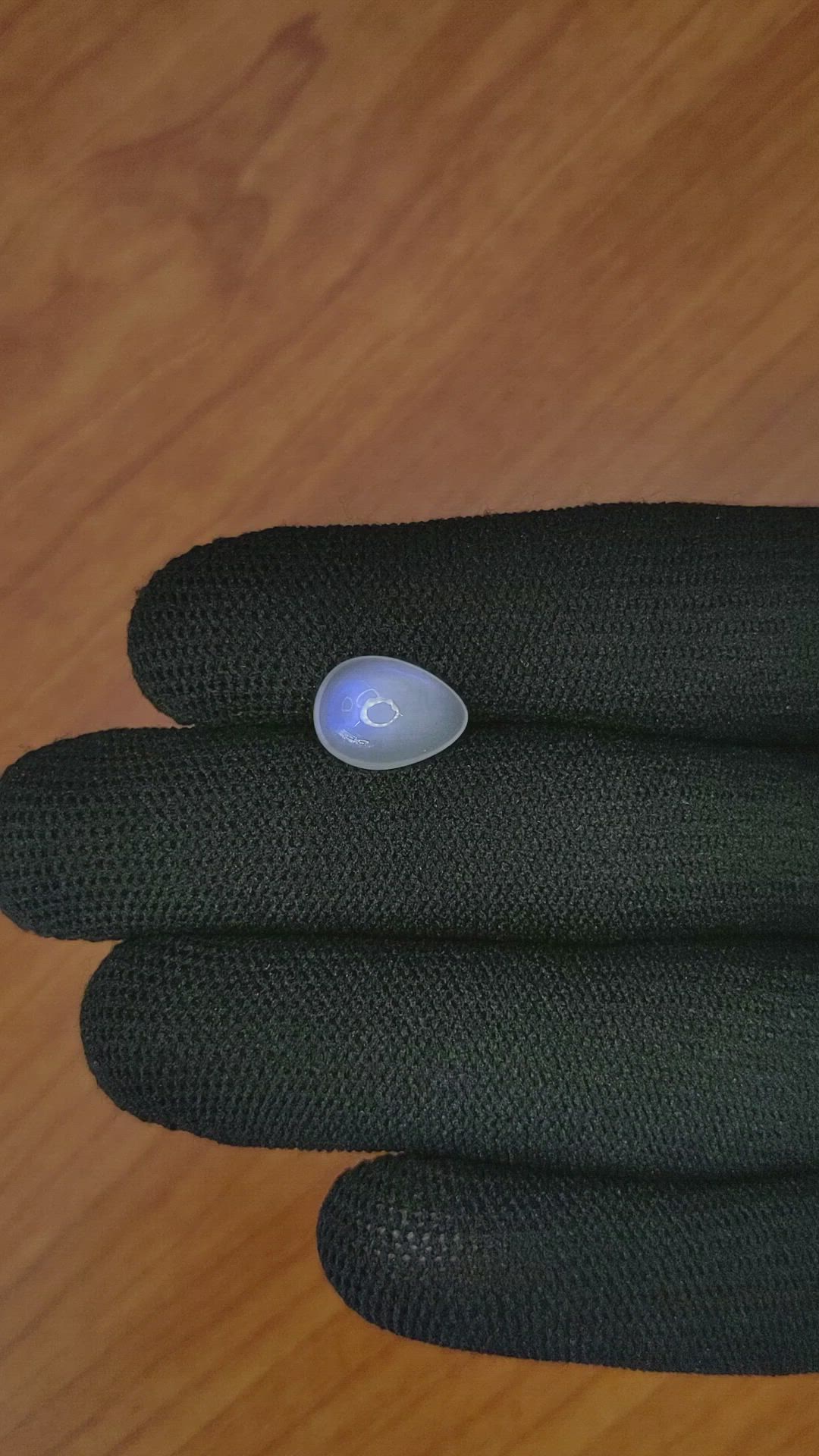 3.00 Ct. Cabochon Moonstone from Ceylon (Sri Lanka) Size Video