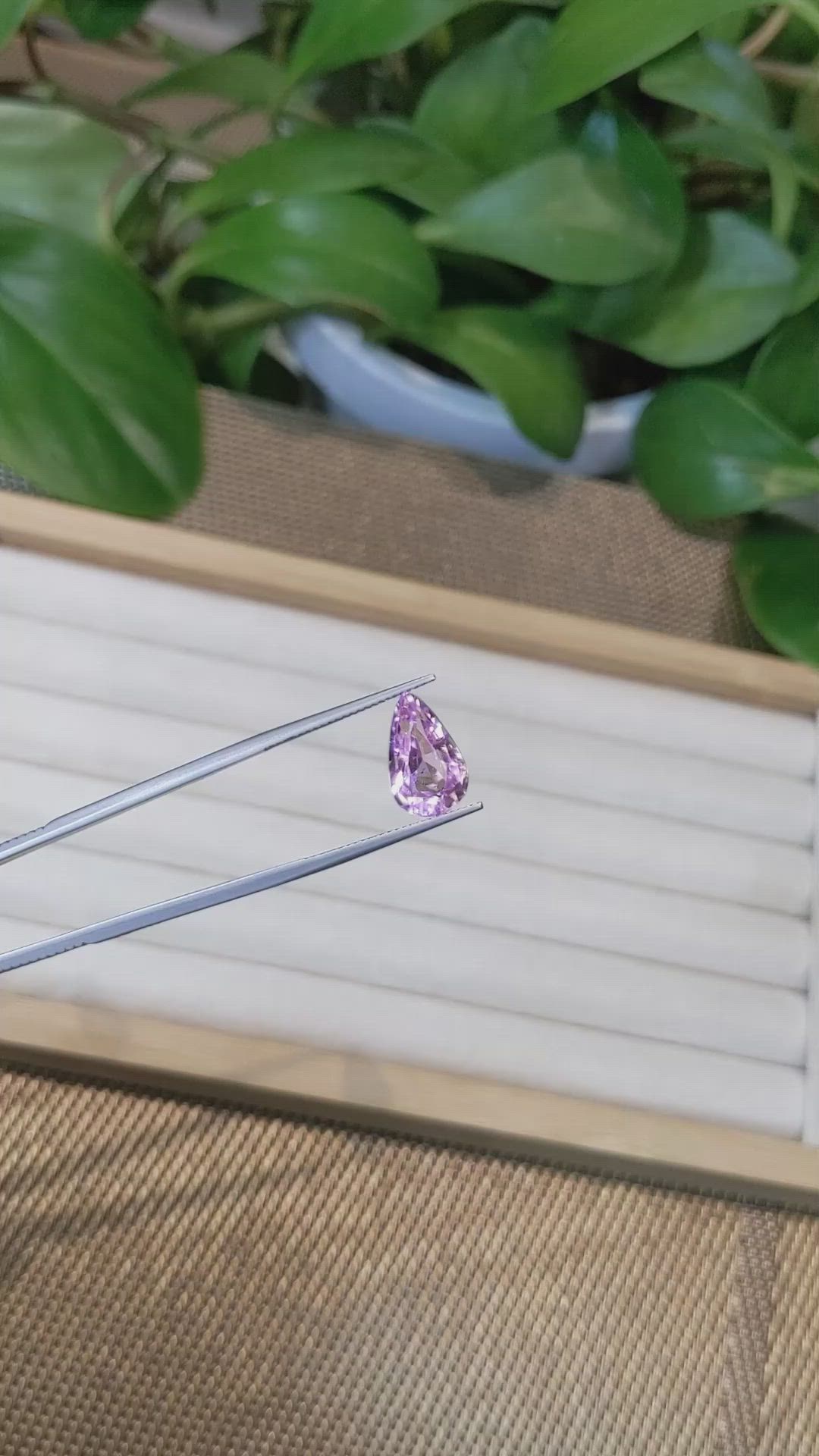 5.84 Ct. Kunzite from Afghanistan Size Video