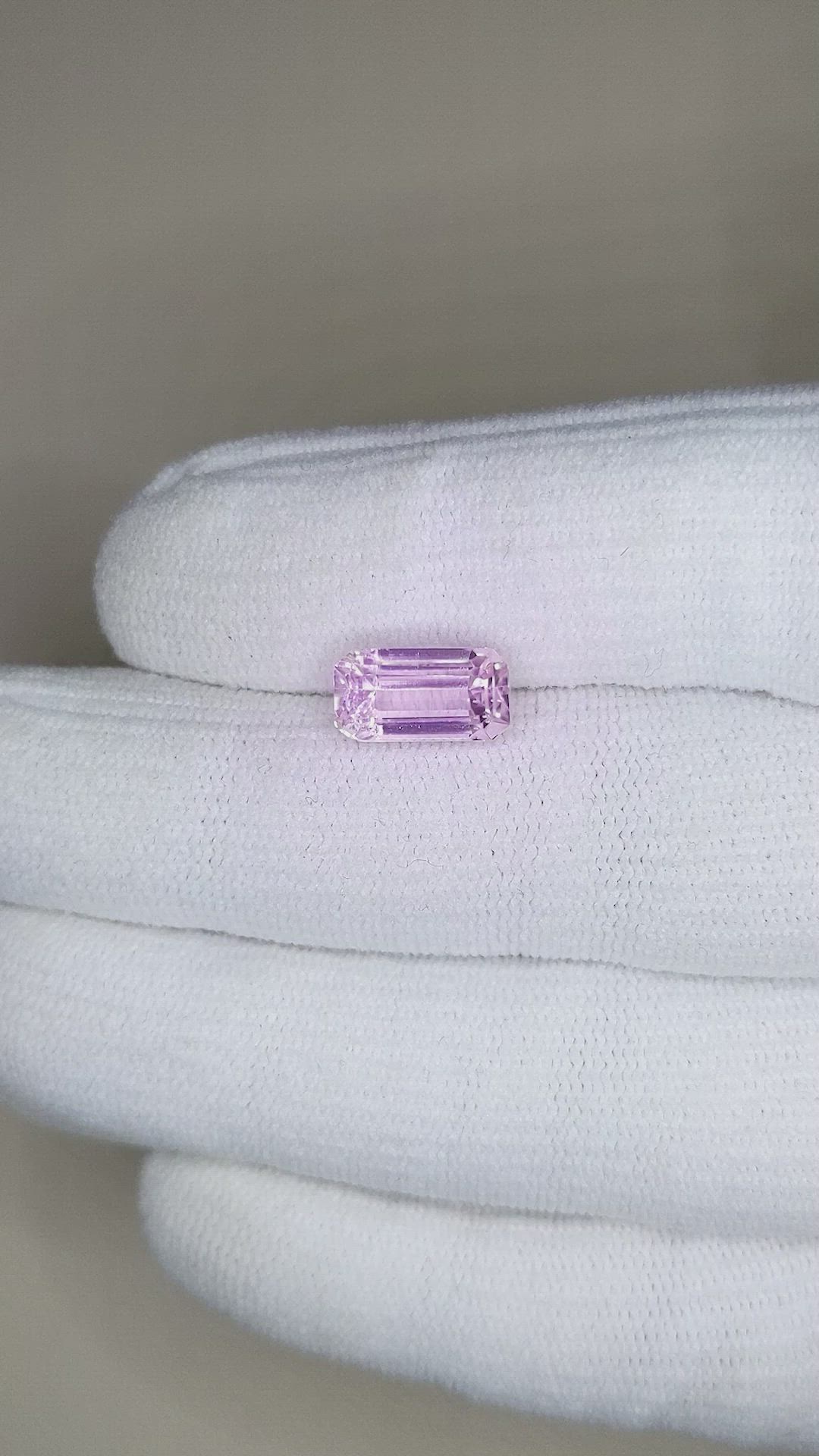 4.04 Ct. Kunzite from Afghanistan Size Video