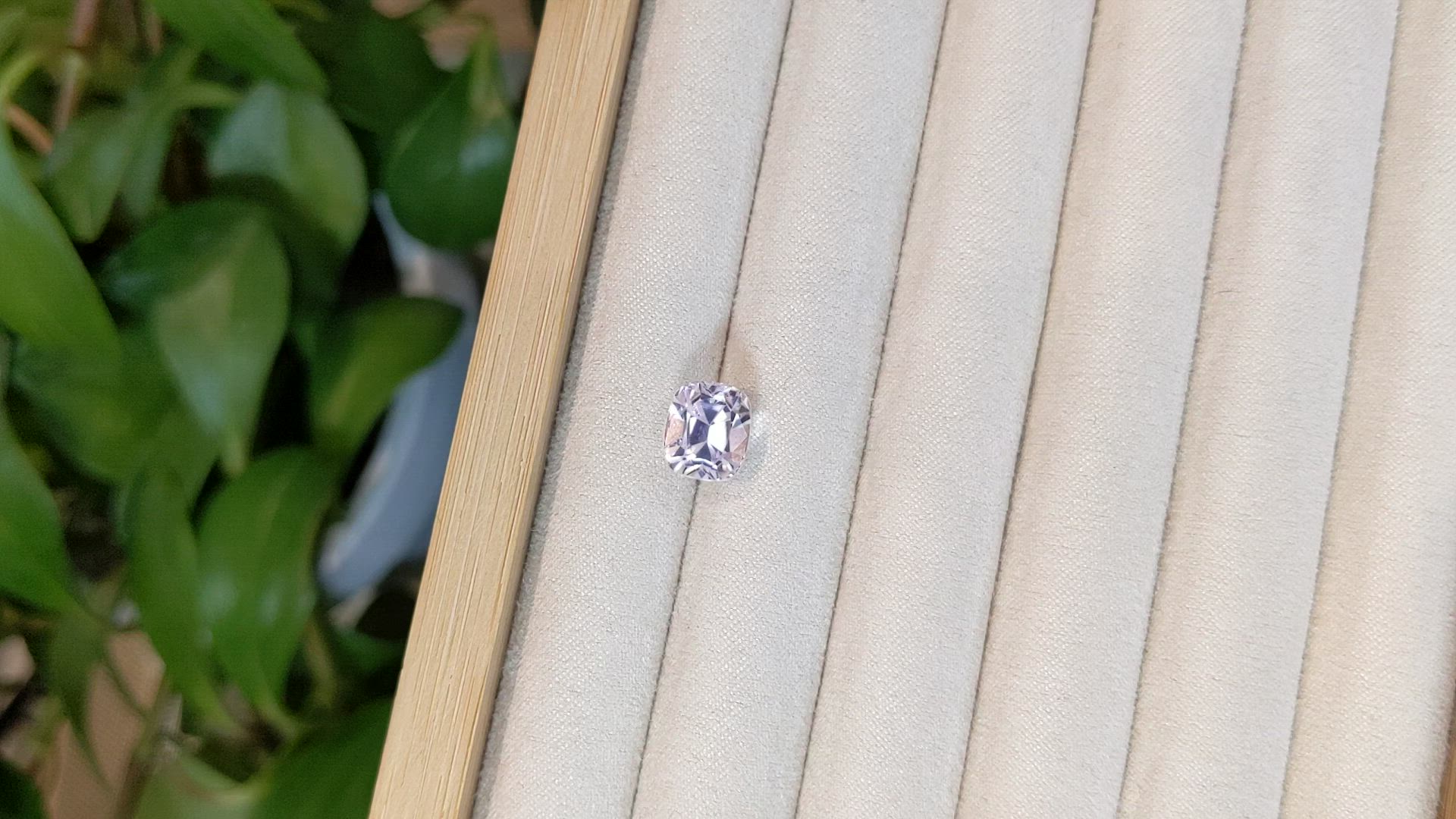 5.70 Ct. Kunzite from Afghanistan Size Video