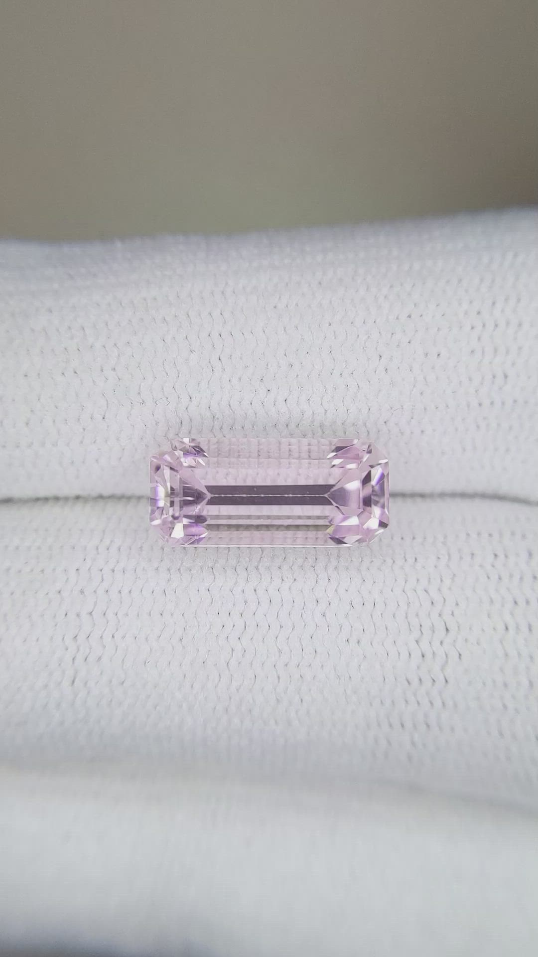 4.51 Ct. Kunzite from Afghanistan Size Video