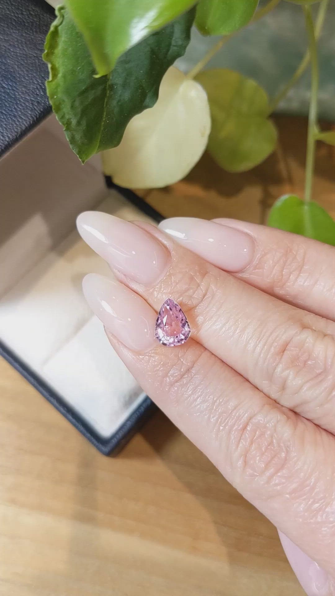 2.89 Ct. Kunzite from Afghanistan Size Video