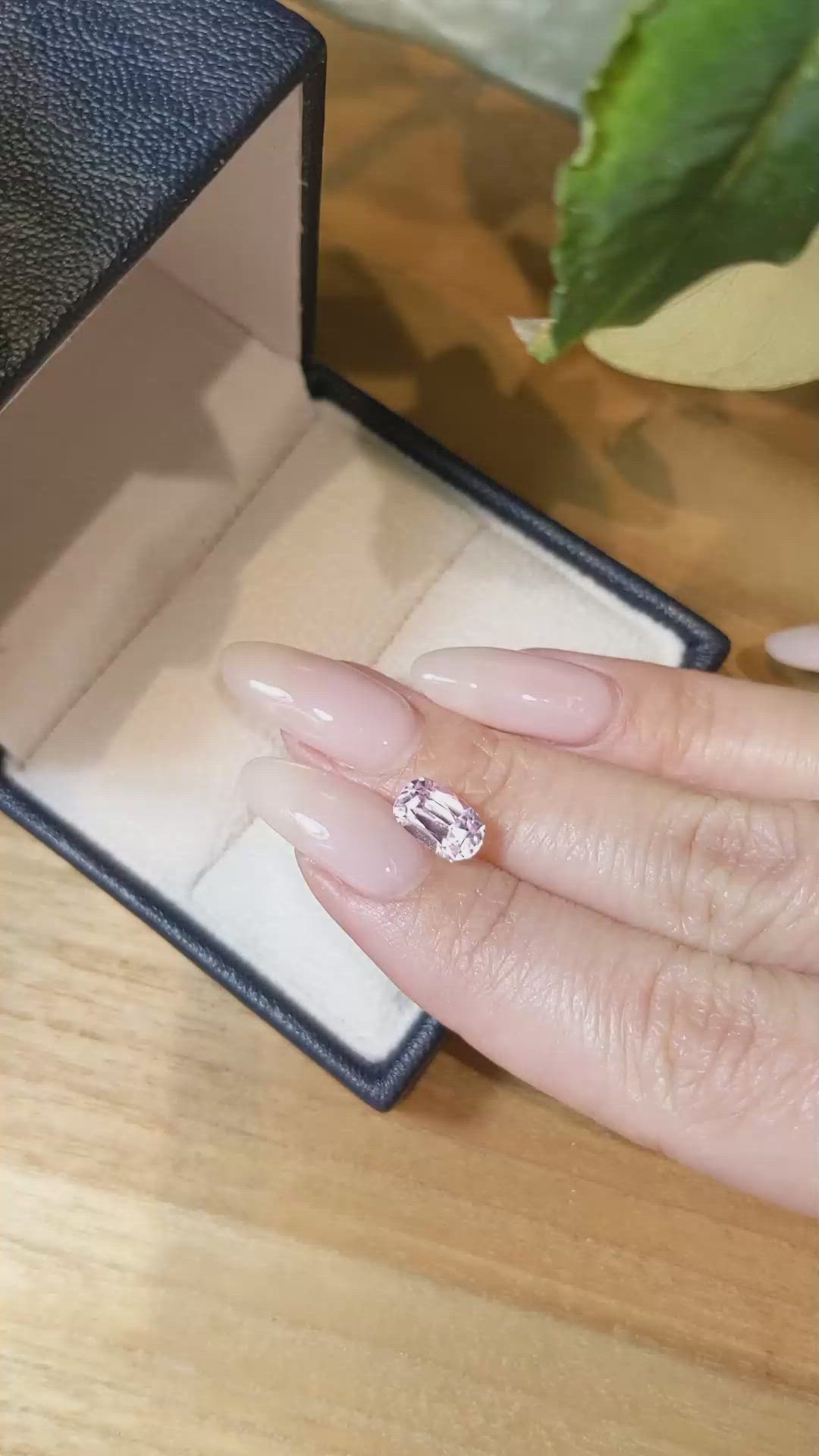 2.78 Ct. Kunzite from Afghanistan Size Video