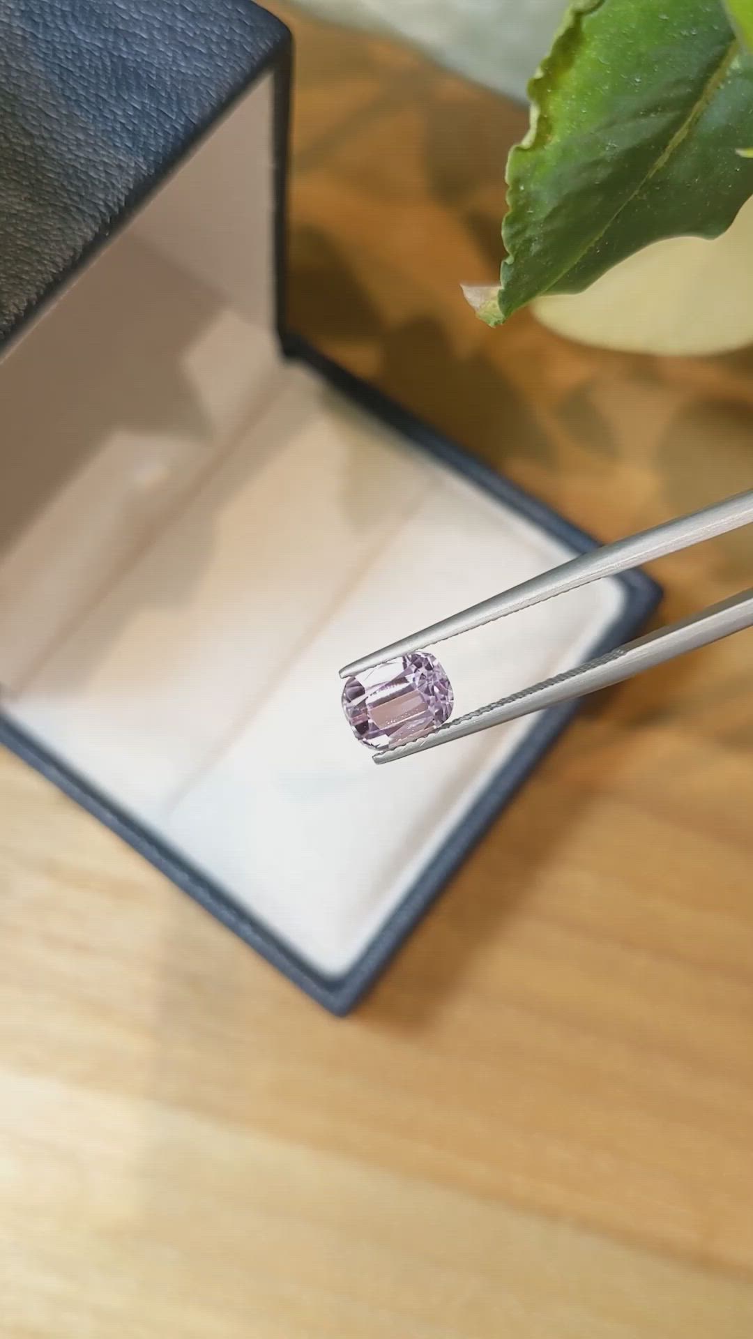 2.86 Ct. Kunzite from Afghanistan Size Video