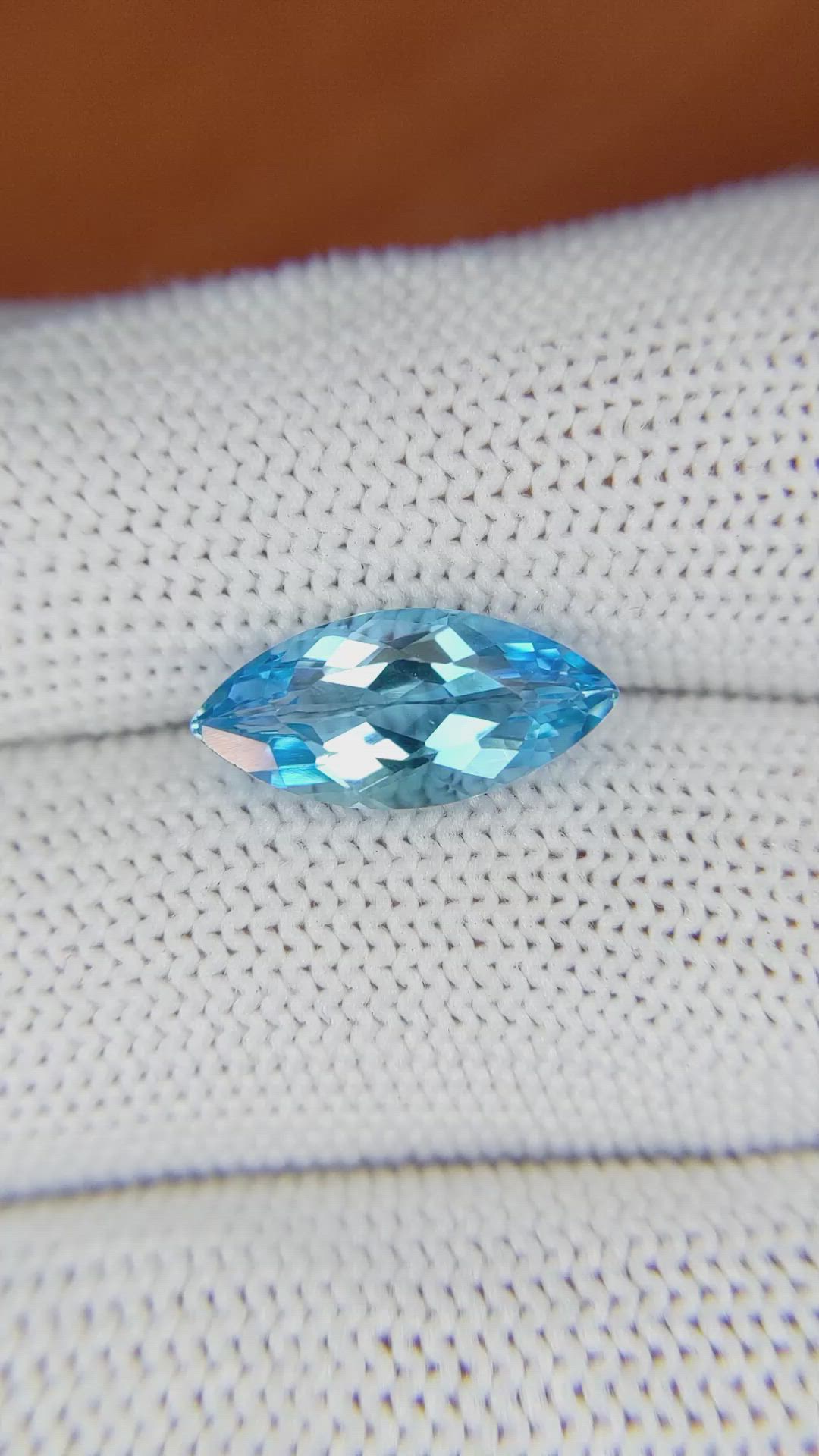 3.90 Ct. Topaz from Ceylon (Sri Lanka) Size Video