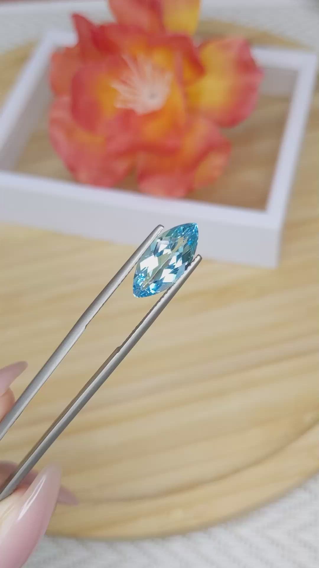 3.90 Ct. Topaz from Ceylon (Sri Lanka) Size Video