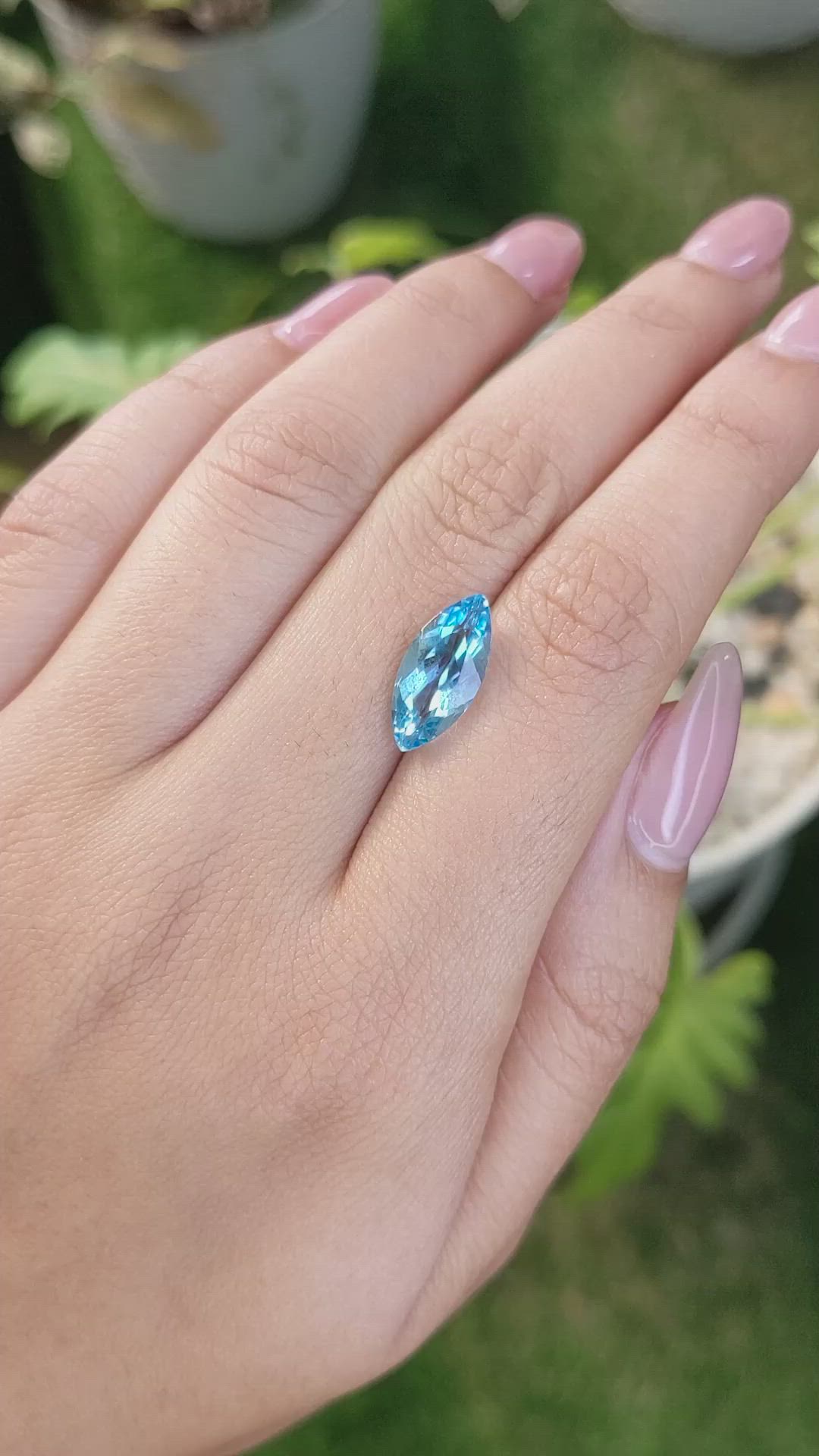 3.90 Ct. Topaz from Ceylon (Sri Lanka) Size Video