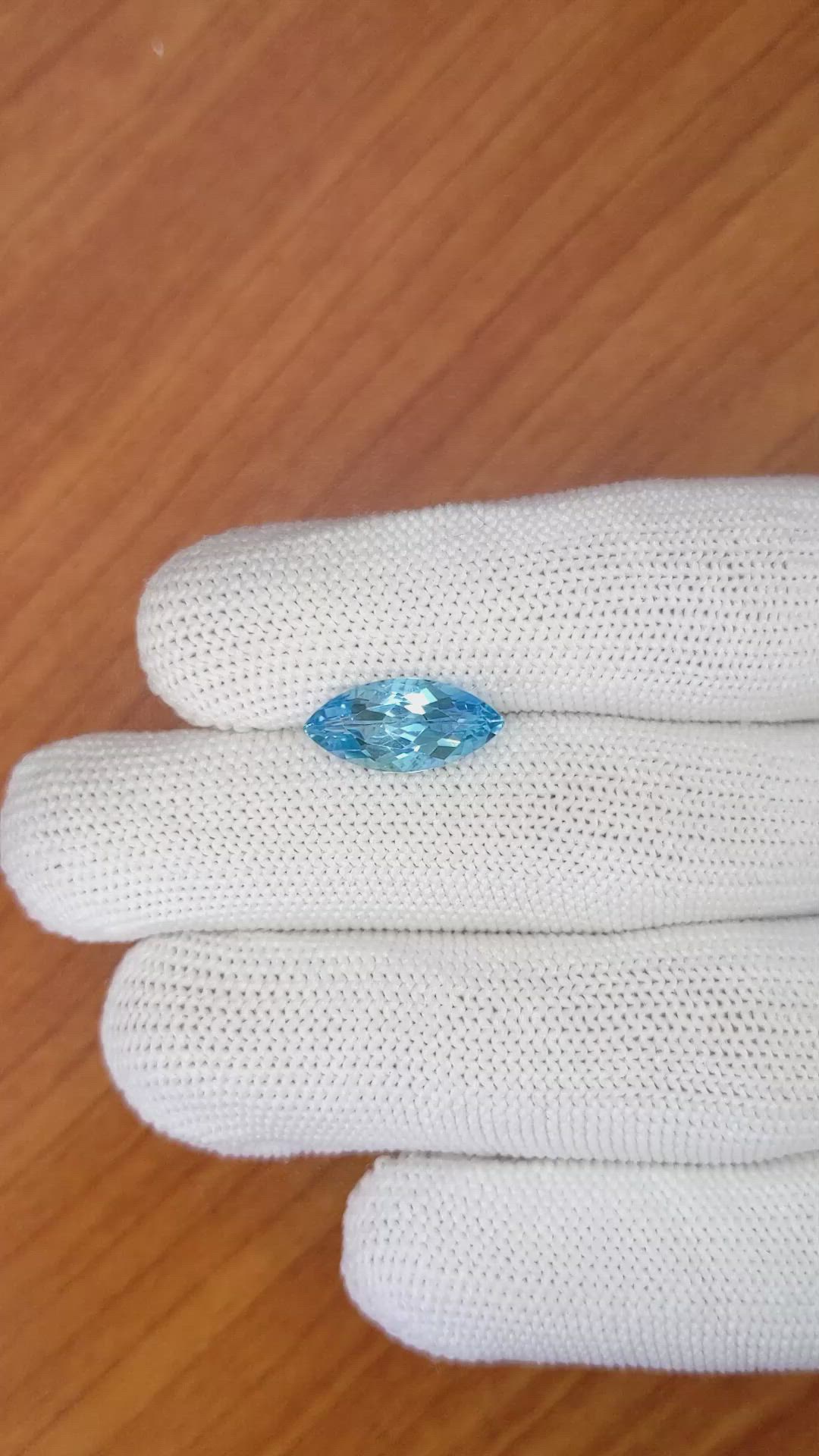 3.90 Ct. Topaz from Ceylon (Sri Lanka) Size Video