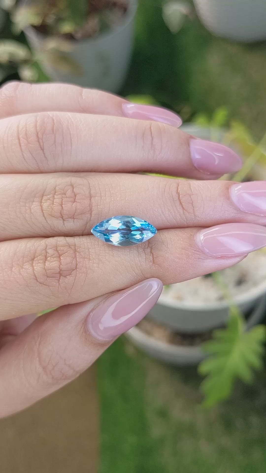 3.90 Ct. Topaz from Ceylon (Sri Lanka) Size Video