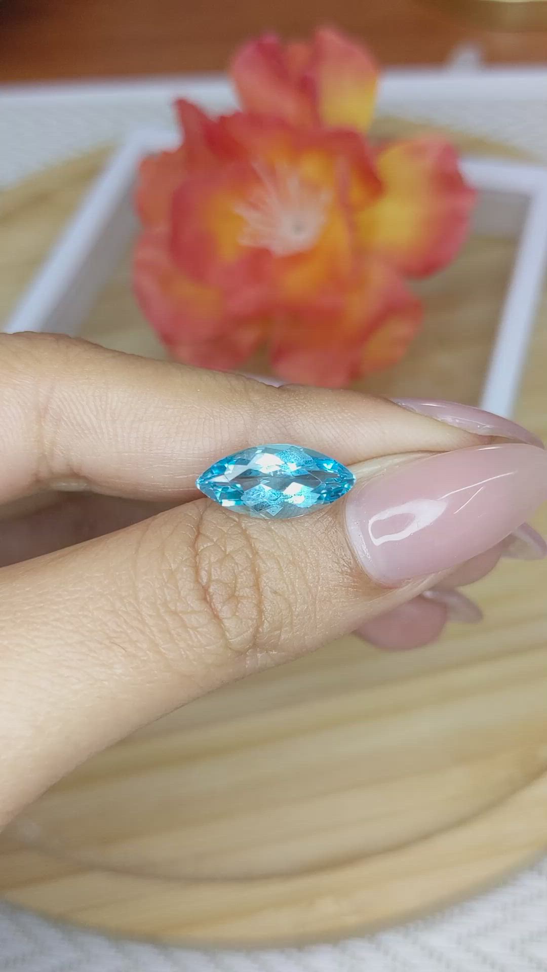 3.90 Ct. Topaz from Ceylon (Sri Lanka) Size Video