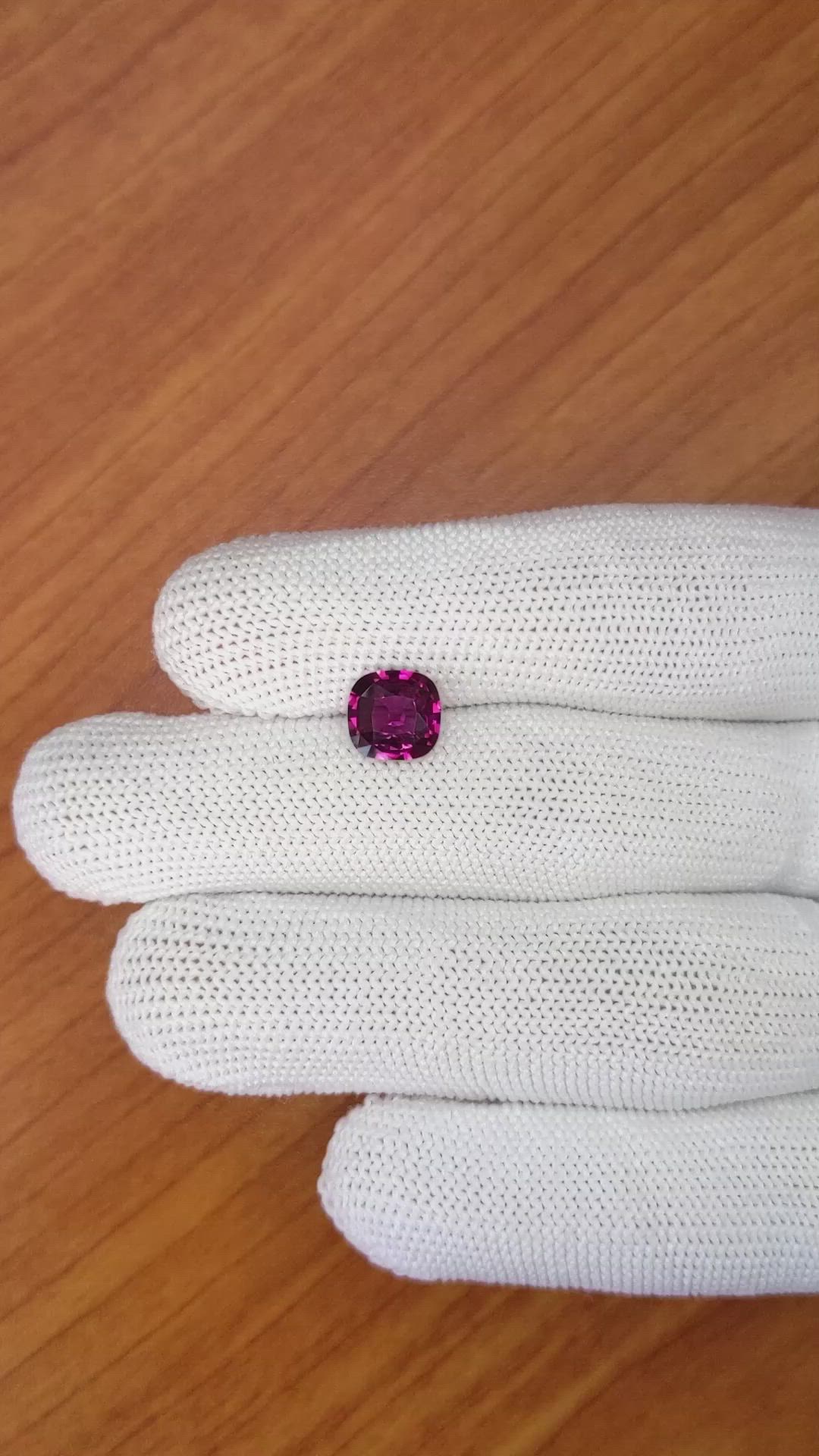 2.34 Ct. Rhodolite Garnet from Ceylon (Sri Lanka) Size Video