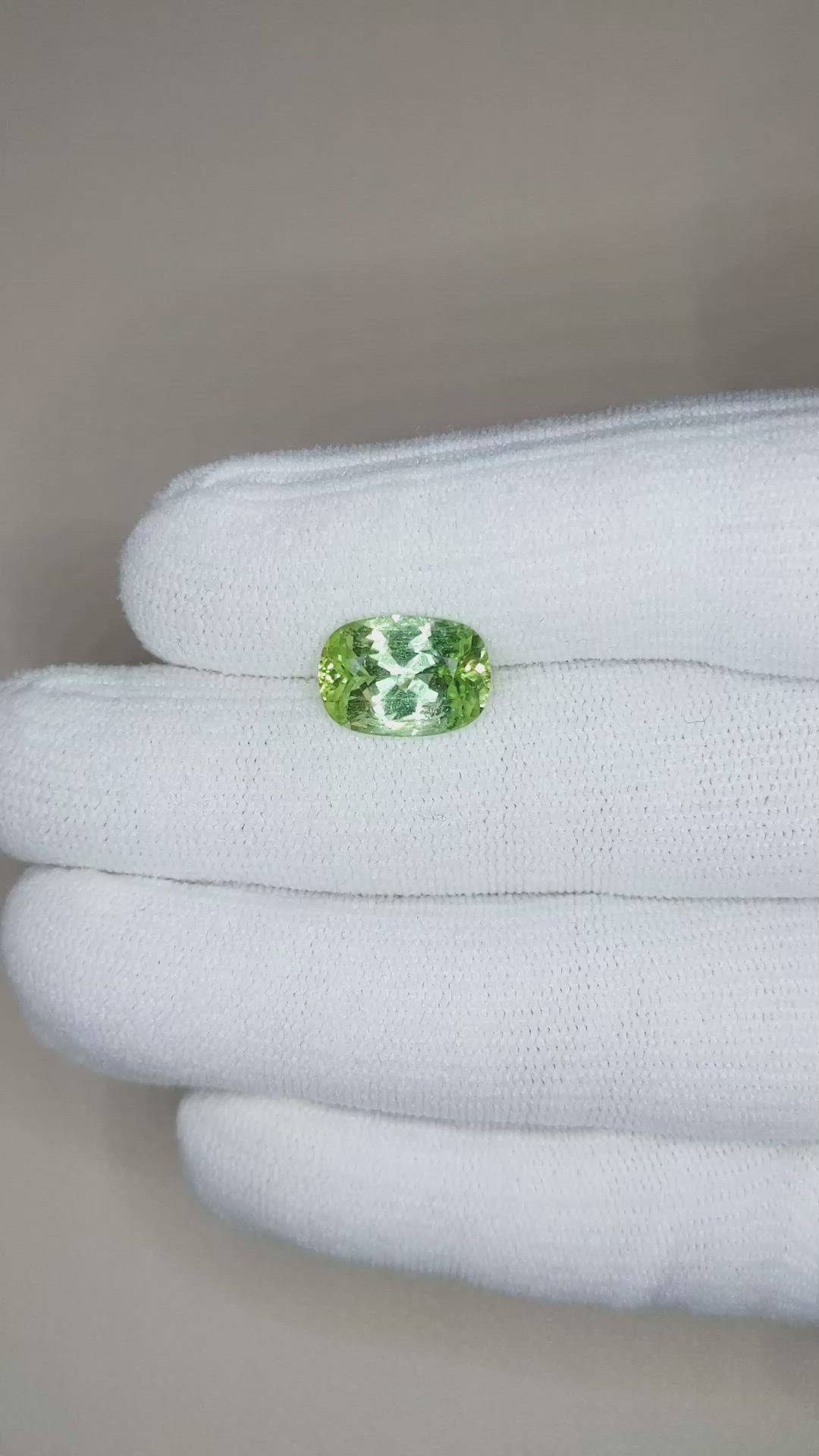 4.06 Ct. Paraiba Tourmaline from Mozambique Size Video