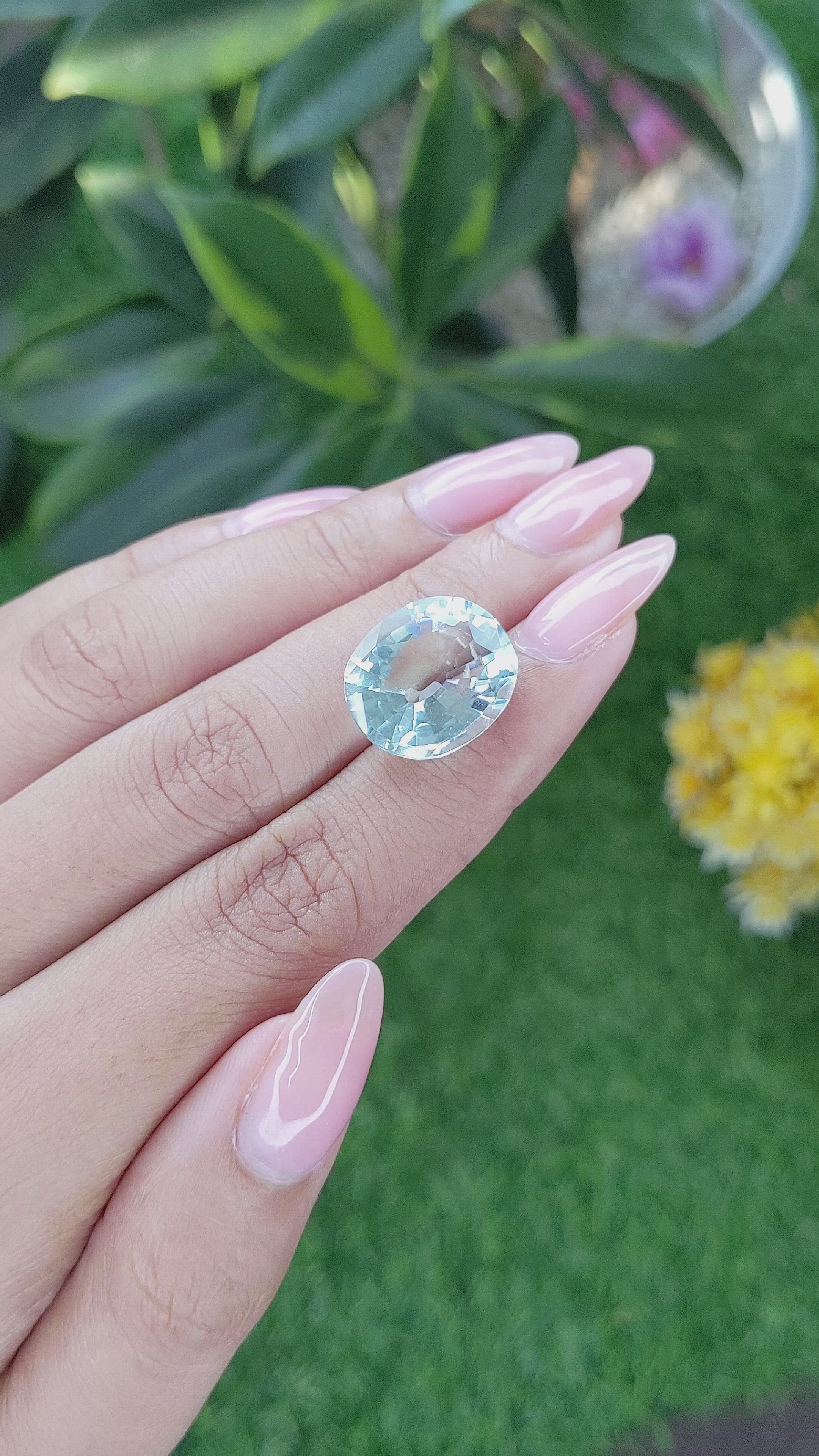 10.89 Ct. Aquamarine from Ceylon (Sri Lanka) Size Video